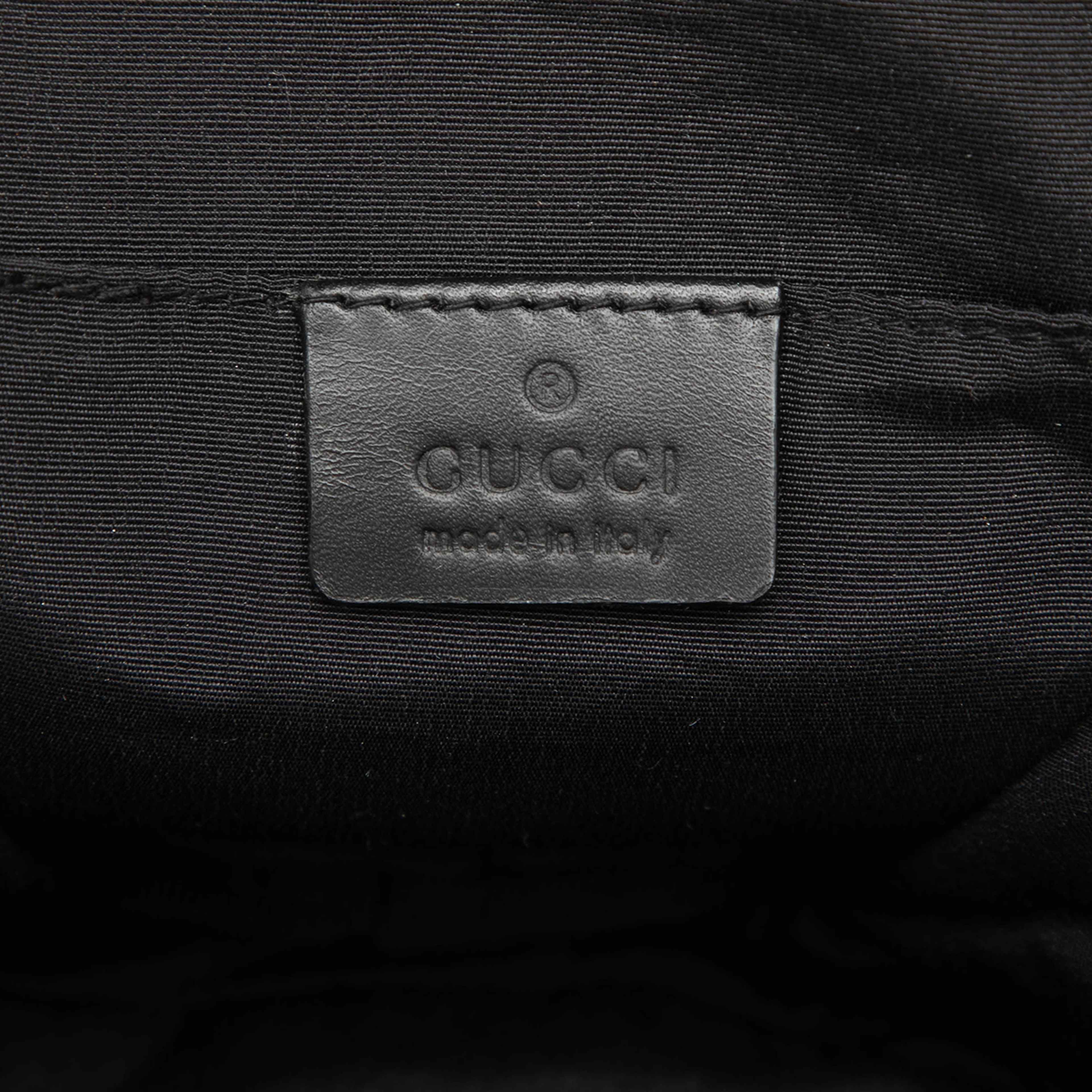 Gucci Gg Canvas Double Zip Accessory Pouch, från Luxclusif, i färgen black. Klicka för att öppna bilden i stort format