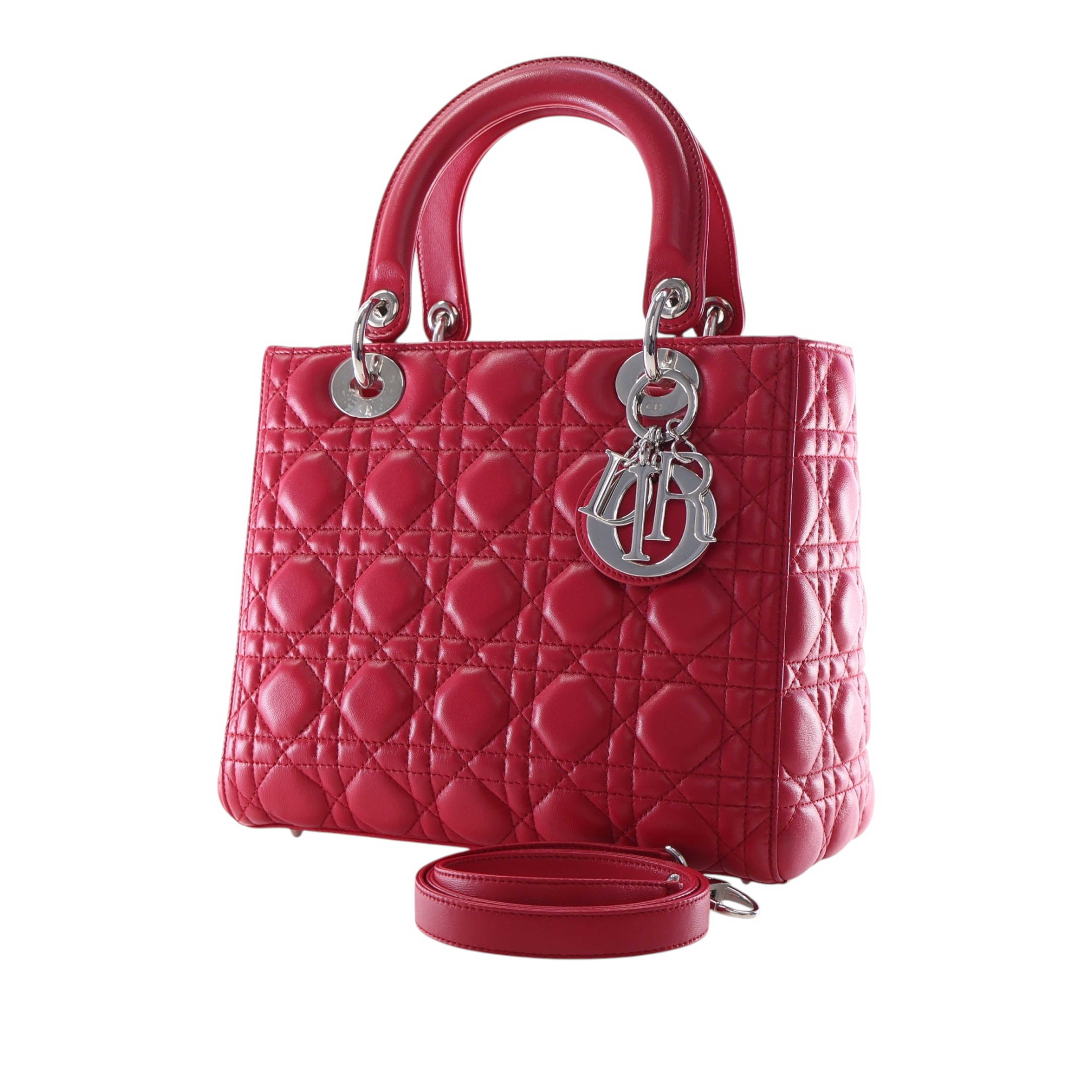 Dior Medium Lambskin Cannage Lady Dior, från Luxclusif, i färgen röd. Klicka för att öppna bilden i stort format