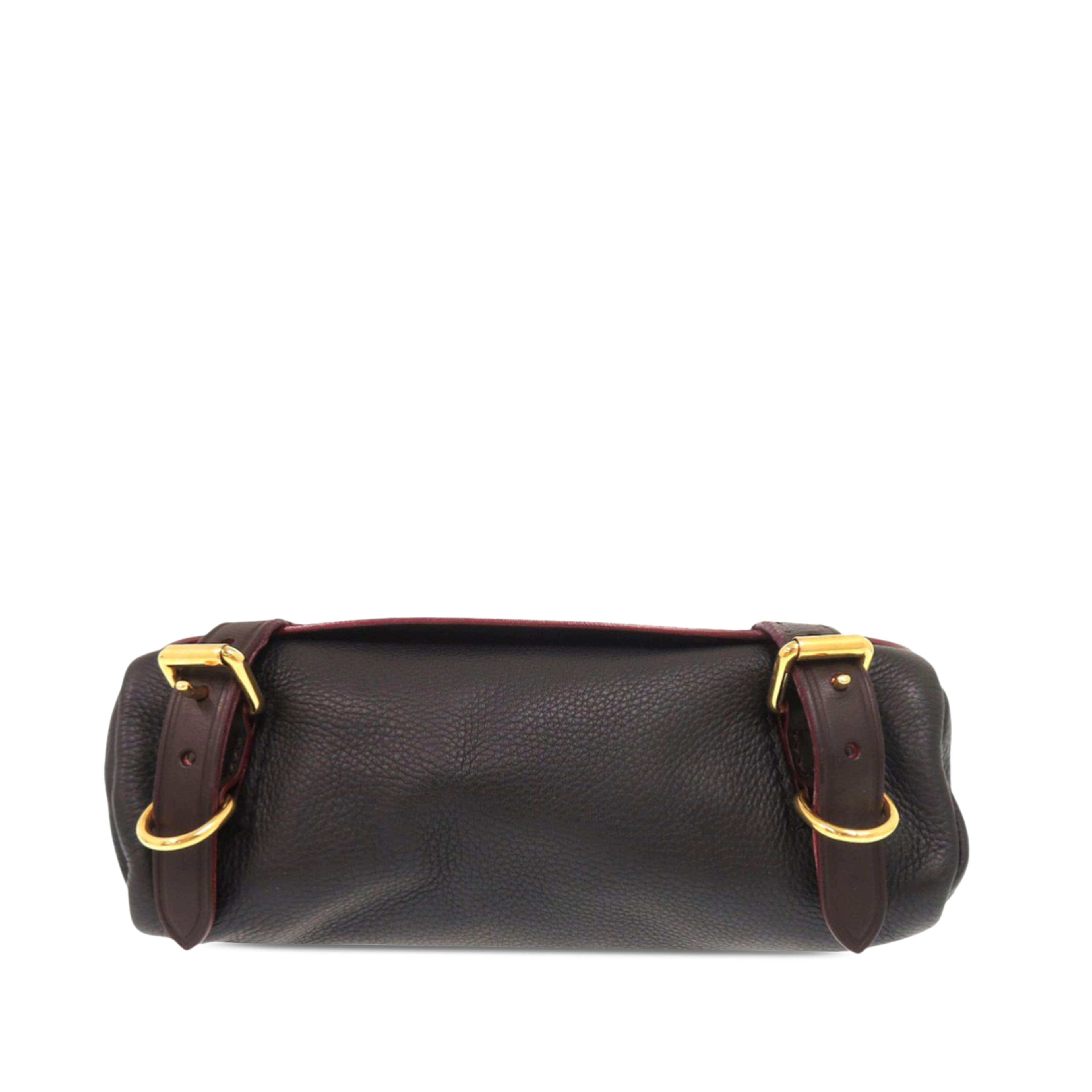 Burberry Leather Bridle Crossbody, från Luxclusif, i färgen brun. Klicka för att öppna bilden i stort format