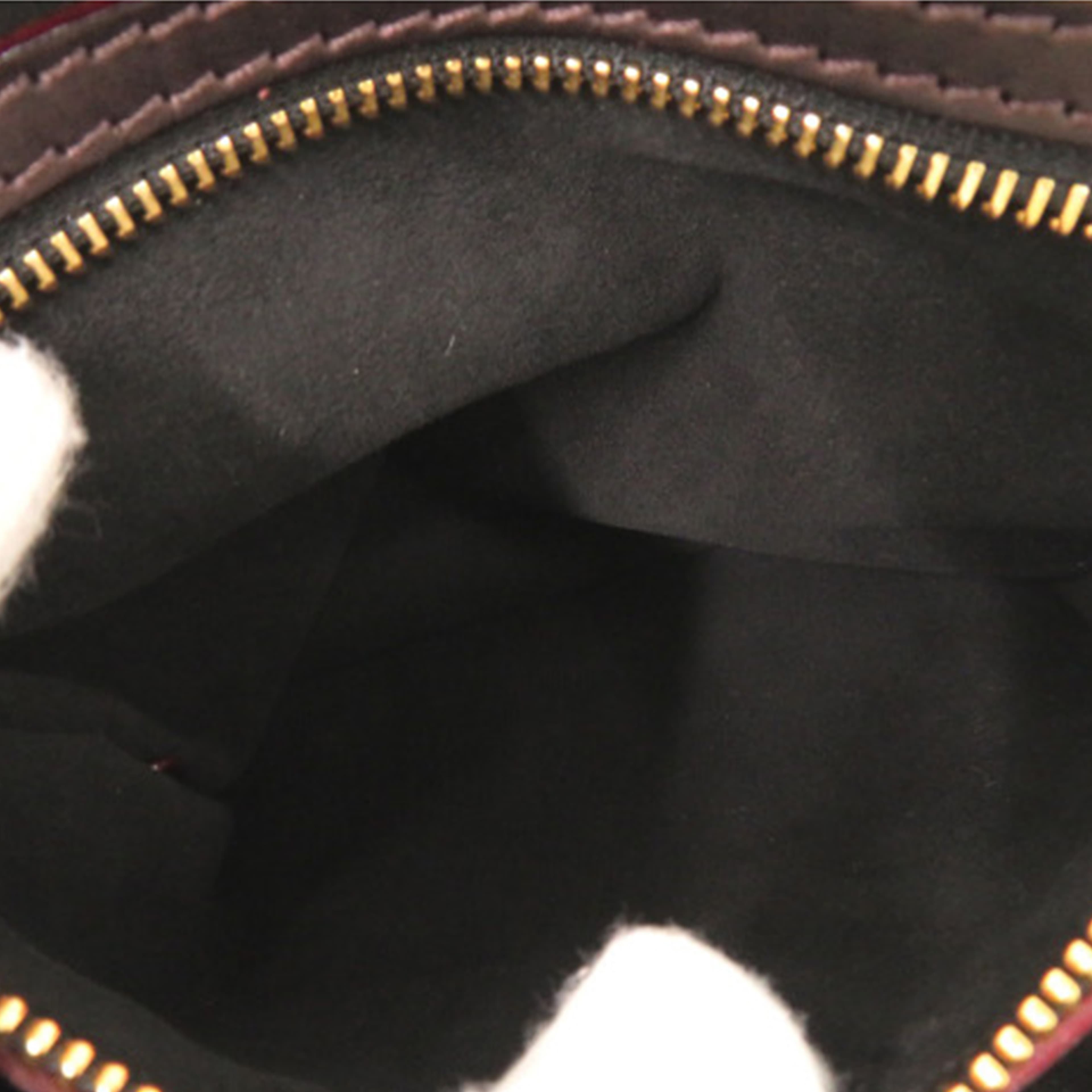 Burberry Leather Bridle Crossbody, från Luxclusif, i färgen dark brown. Klicka för att öppna bilden i stort format