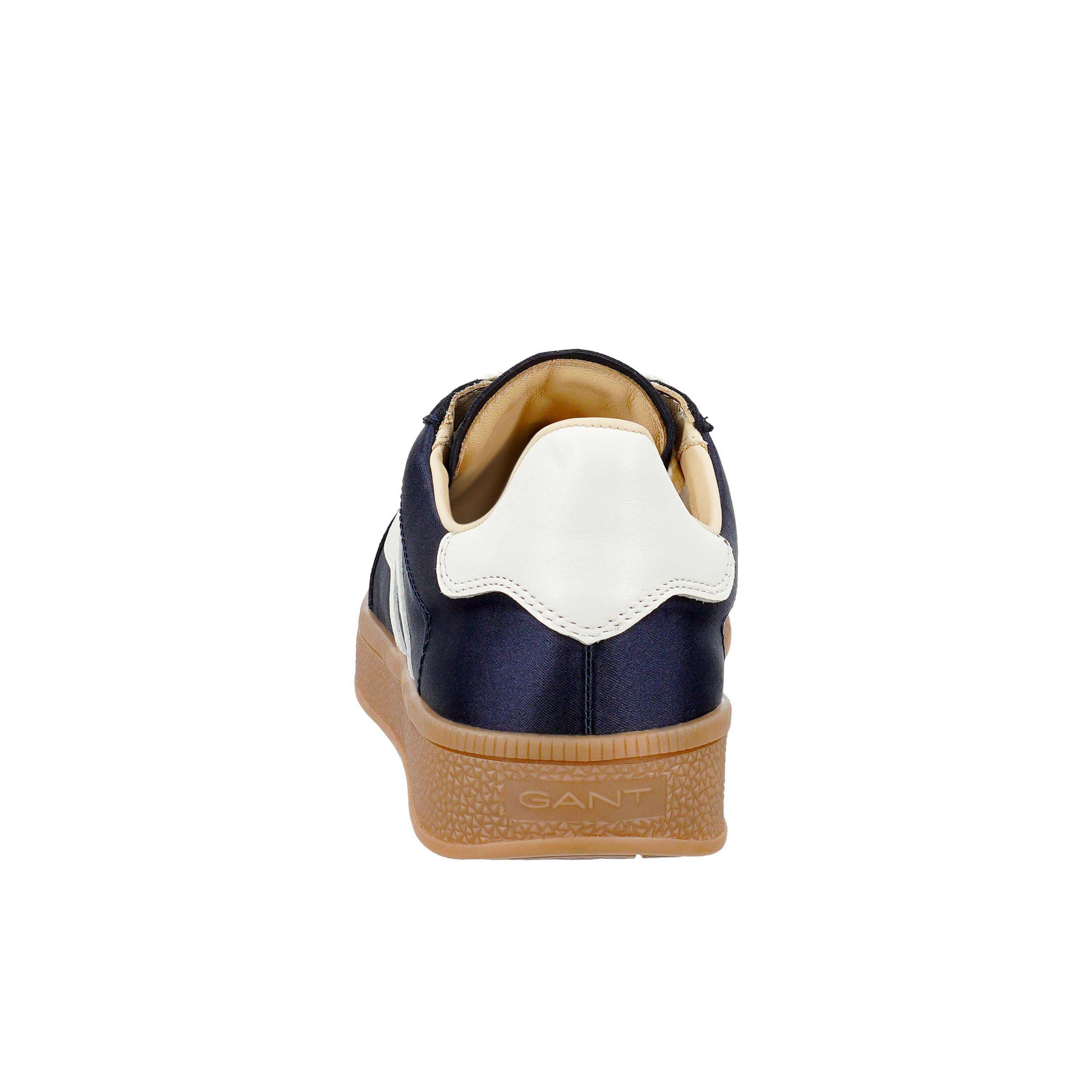 Cuzima Sneaker, från GANT Footwear, i färgen g680 - marine/white. Klicka för att öppna bilden i stort format