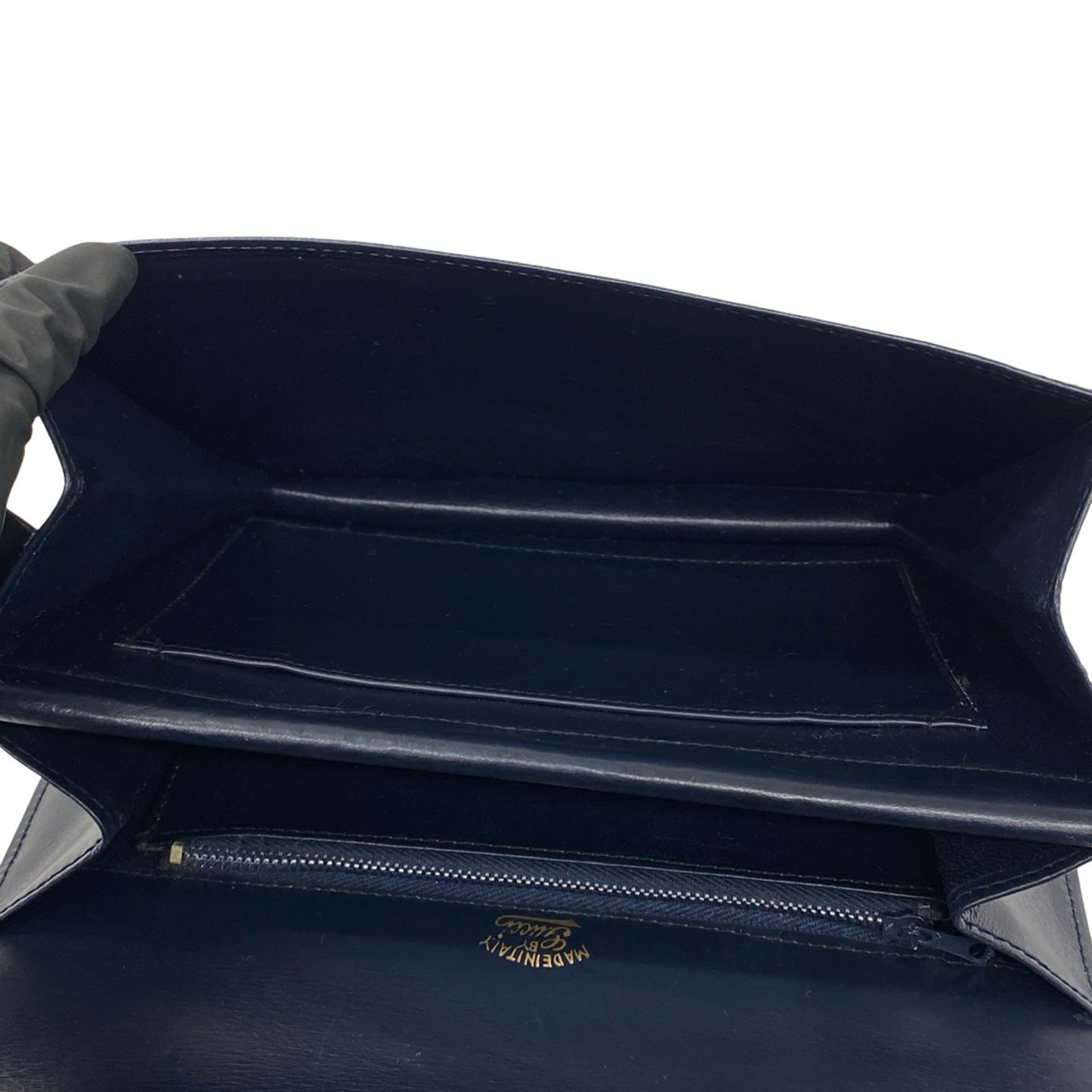 Gucci Calfskin Horsebit Crossbody, från Luxclusif, i färgen blå. Klicka för att öppna bilden i stort format