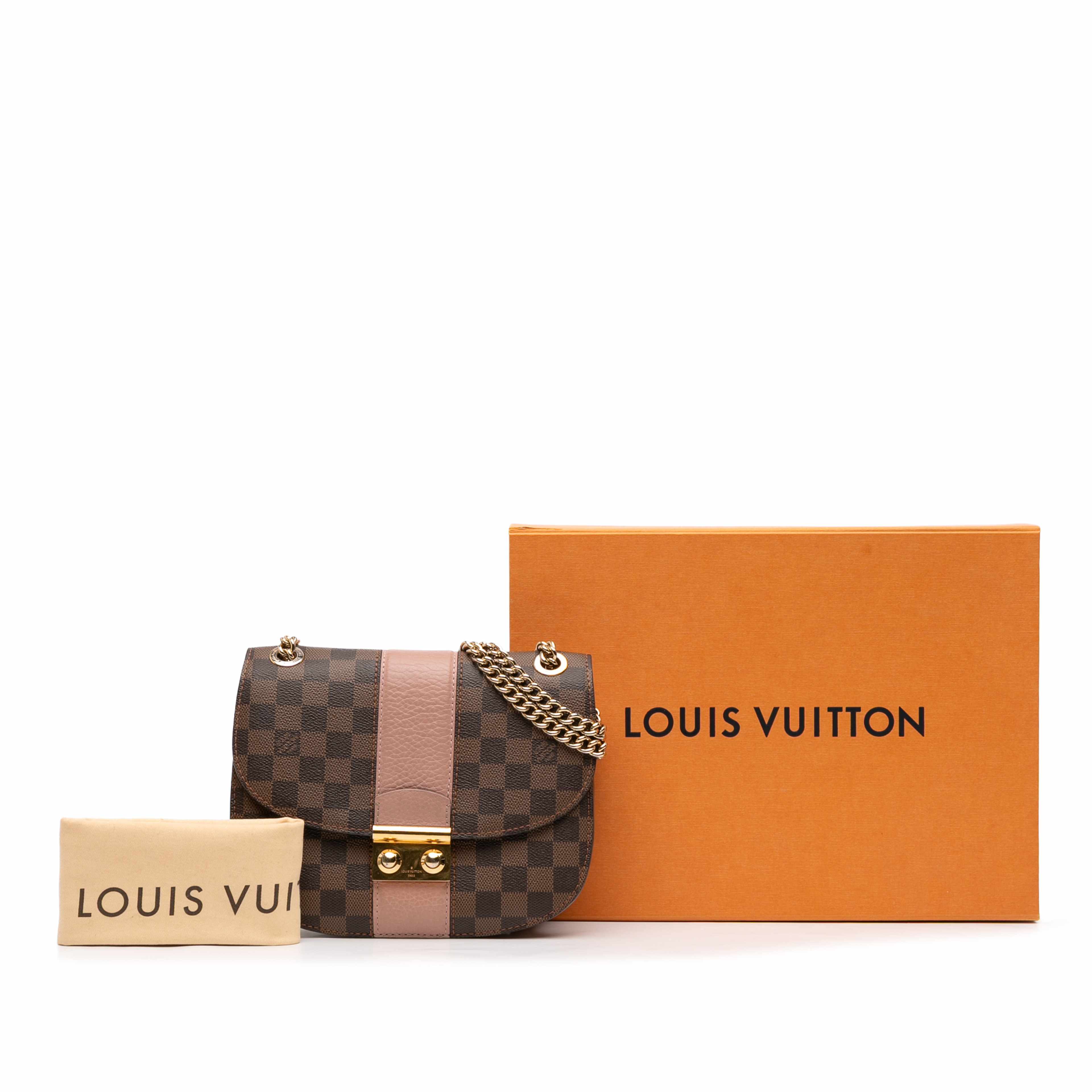 Louis Vuitton Damier Ebene Cuir Taurillon Wight, från Luxclusif, i färgen brun. Klicka för att öppna bilden i stort format