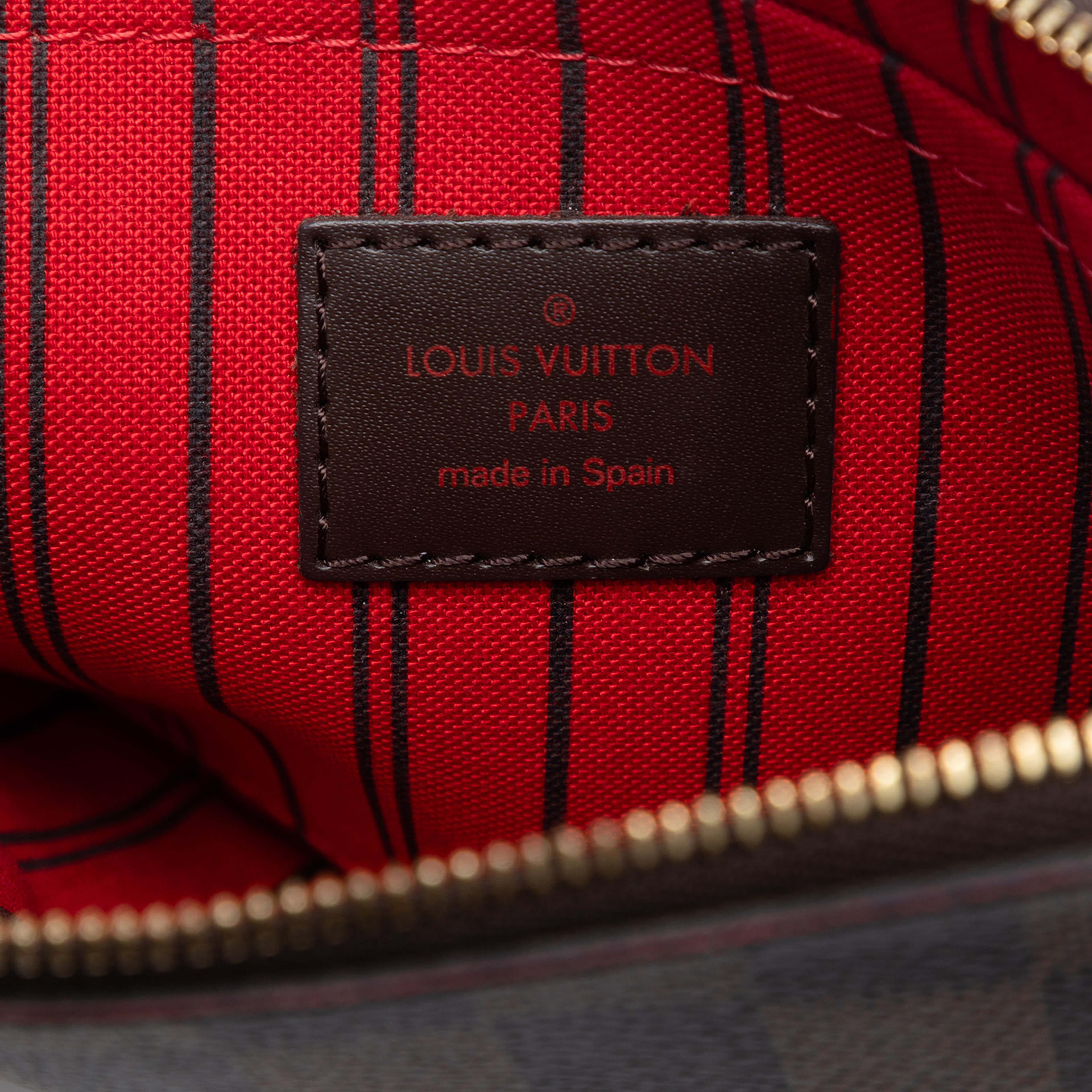 Louis Vuitton Damier Ebene Neverfull Mm Pouch, från Luxclusif, i färgen brown. Klicka för att öppna bilden i stort format
