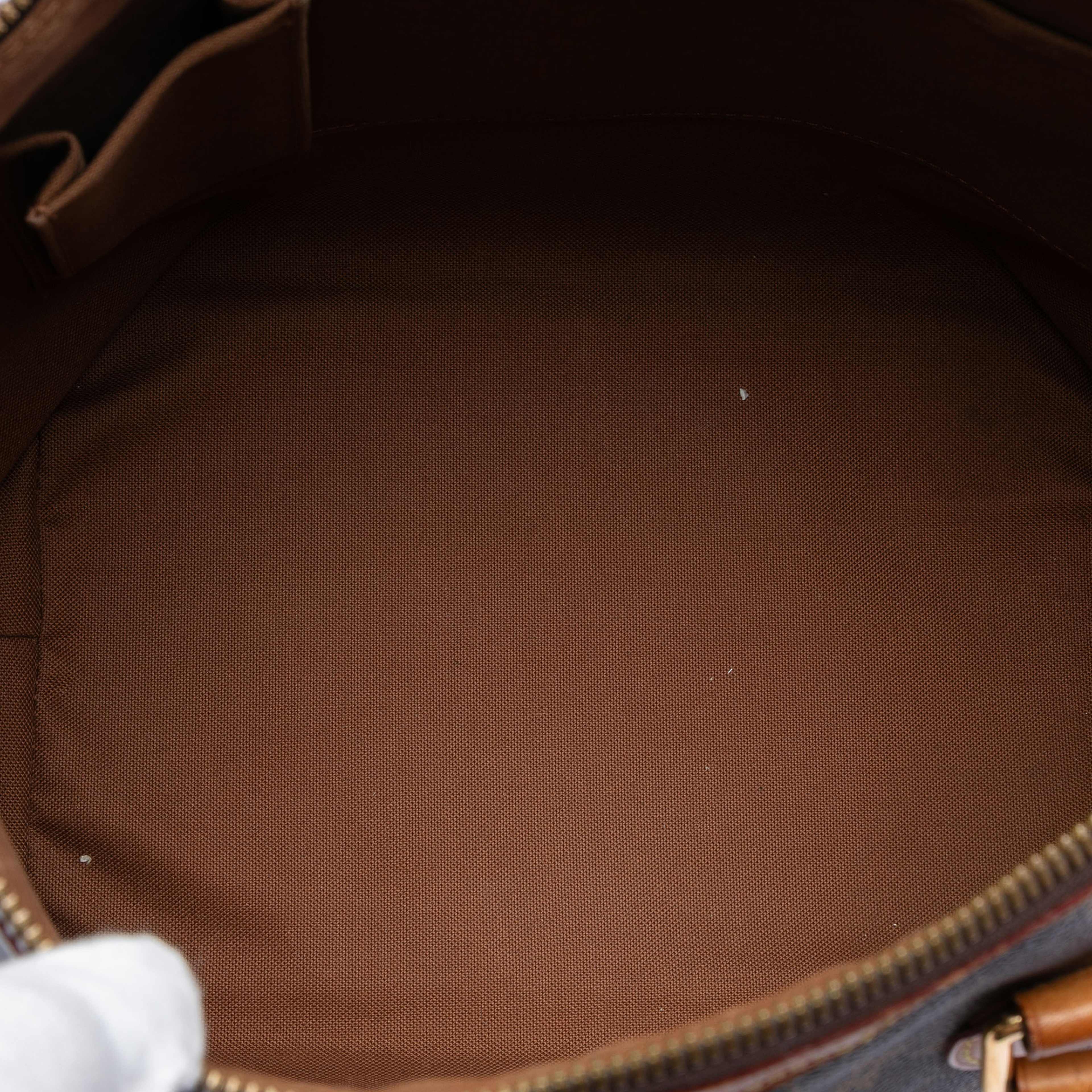 Louis Vuitton Monogram Palermo Pm, från Luxclusif, i färgen brown. Klicka för att öppna bilden i stort format