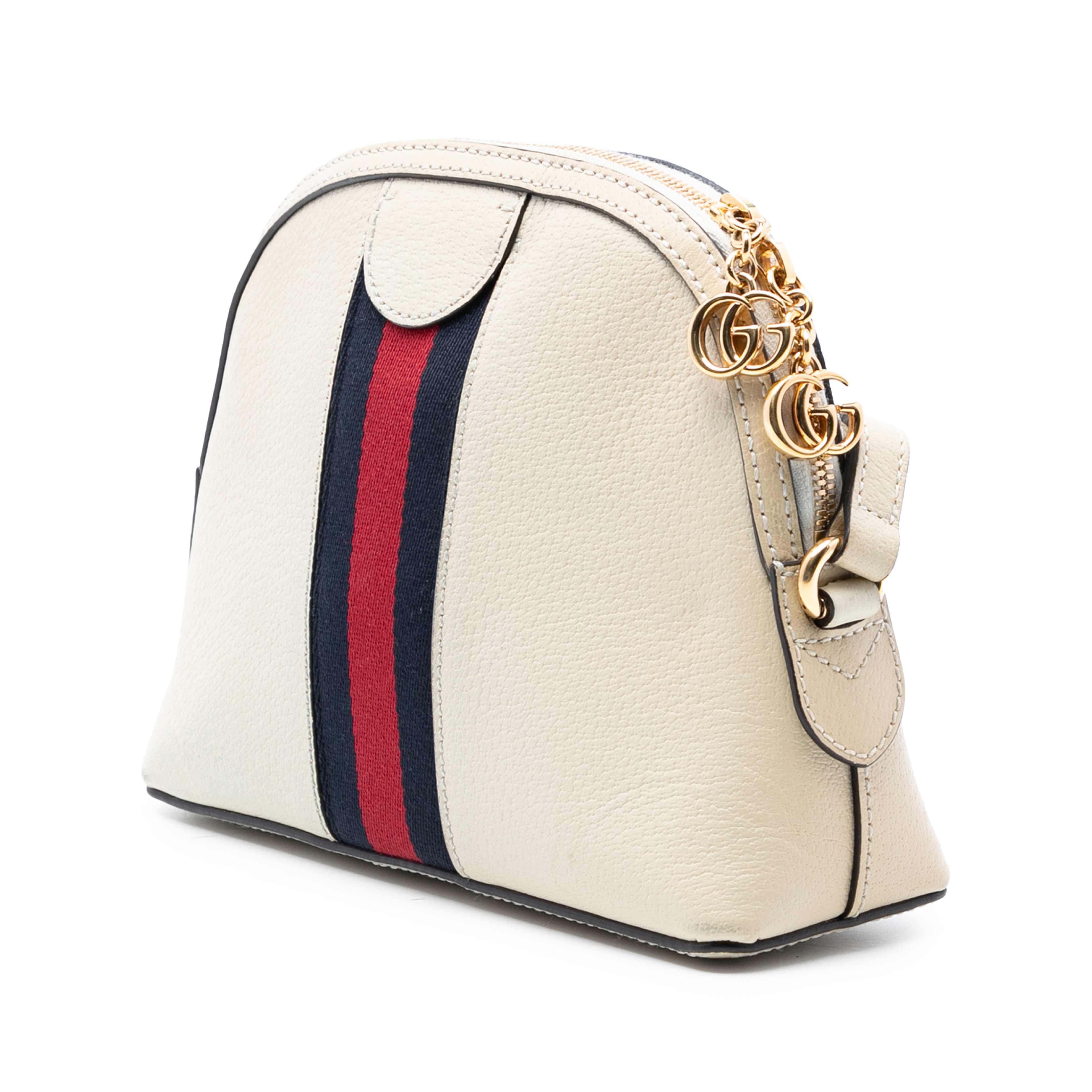 Gucci Small Calfskin Ophidia Dome Crossbody, från Luxclusif, i färgen white. Klicka för att öppna bilden i stort format