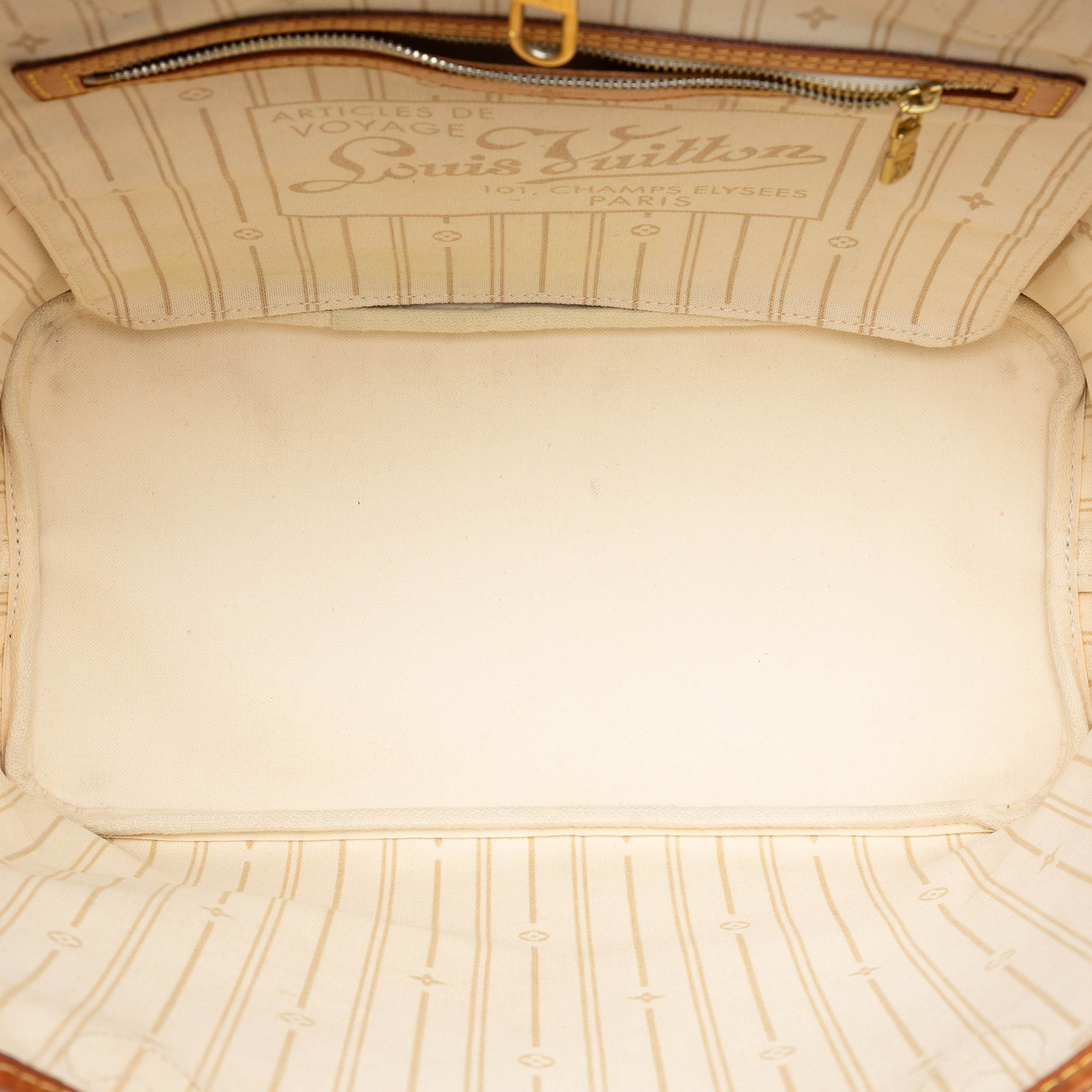 Louis Vuitton Damier Azur Neverfull Mm, från Luxclusif, i färgen white. Klicka för att öppna bilden i stort format