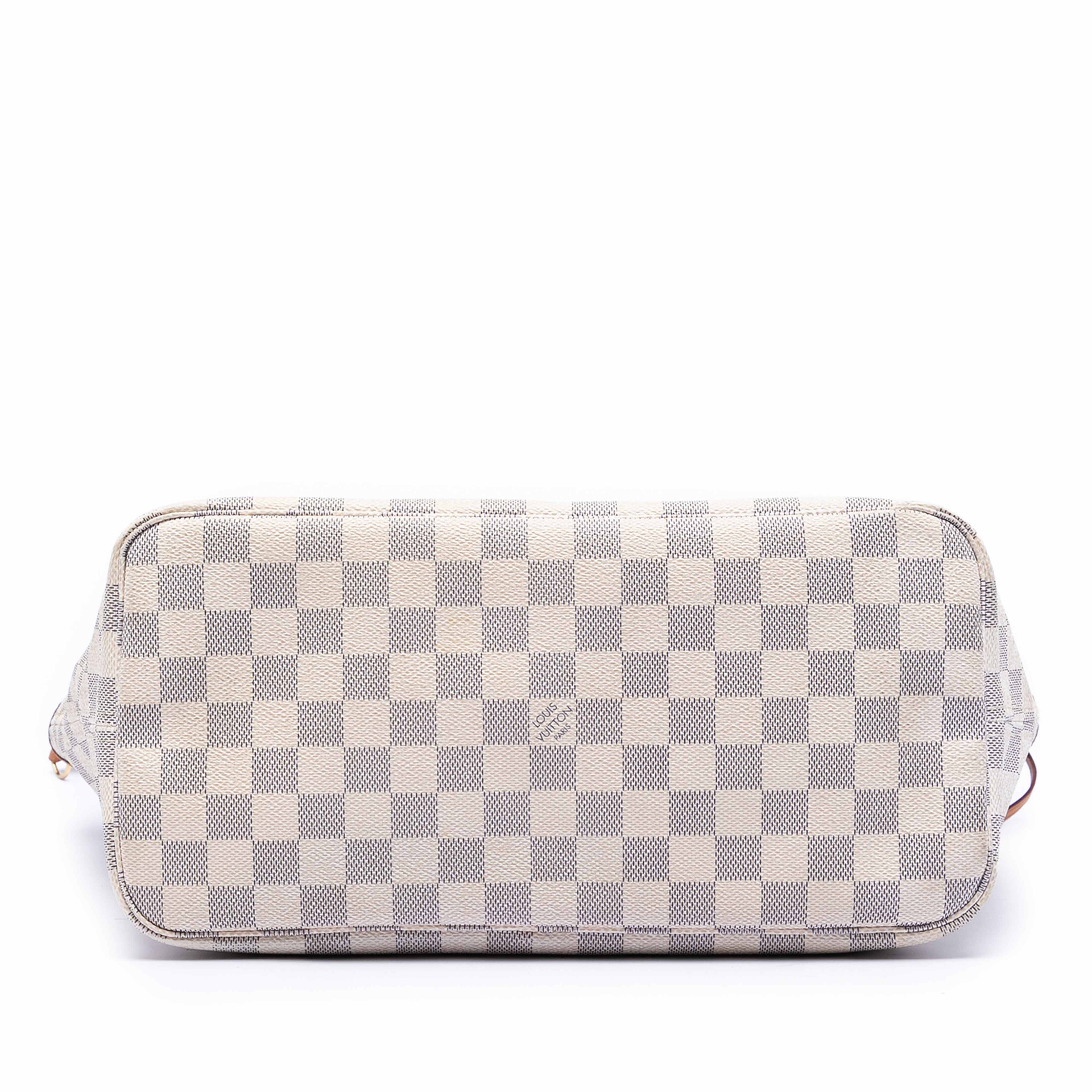 Louis Vuitton Damier Azur Neverfull Mm, från Luxclusif, i färgen white. Klicka för att öppna bilden i stort format