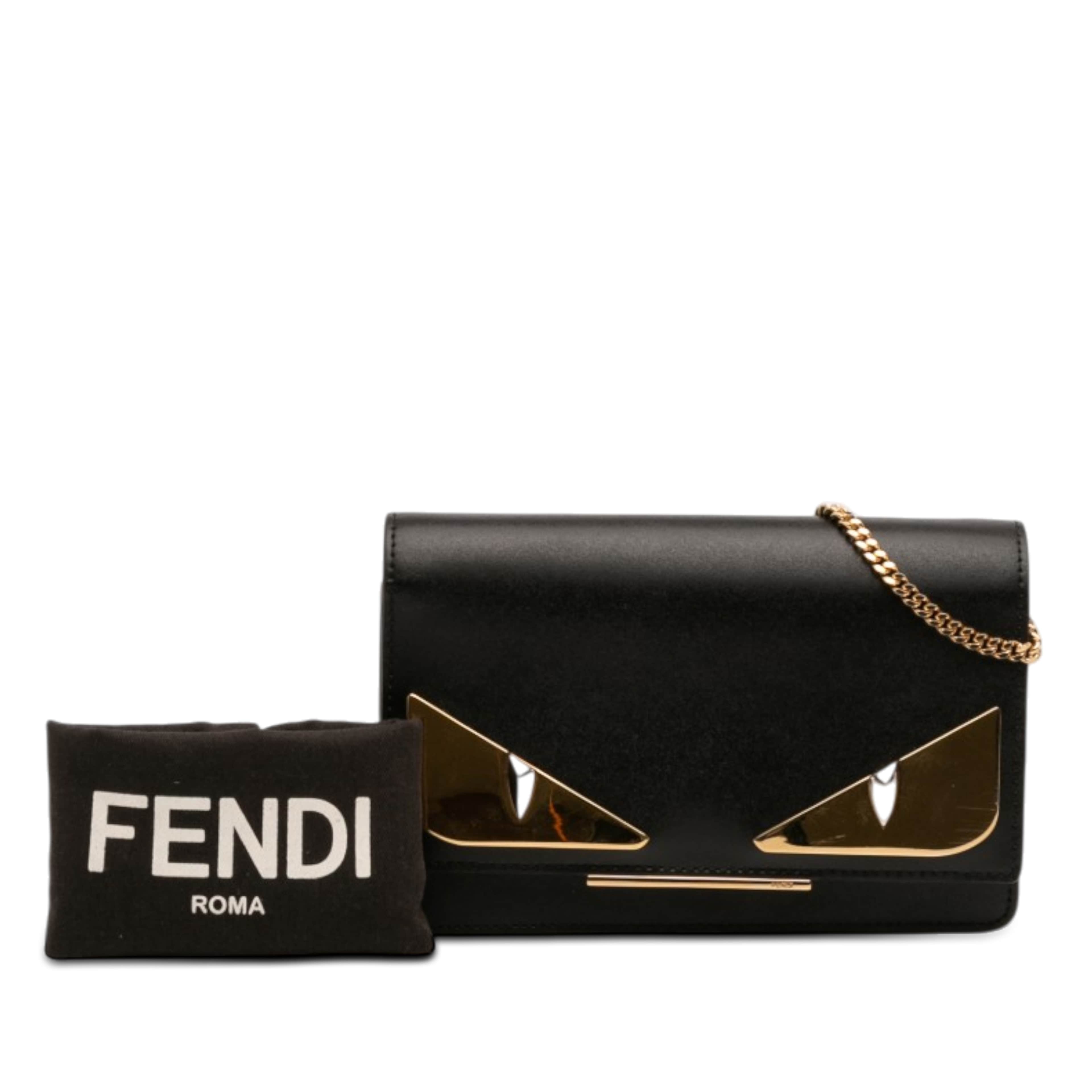Fendi Leather Eye Monster Tube Wallet On Chain, från Luxclusif, i färgen svart. Klicka för att öppna bilden i stort format