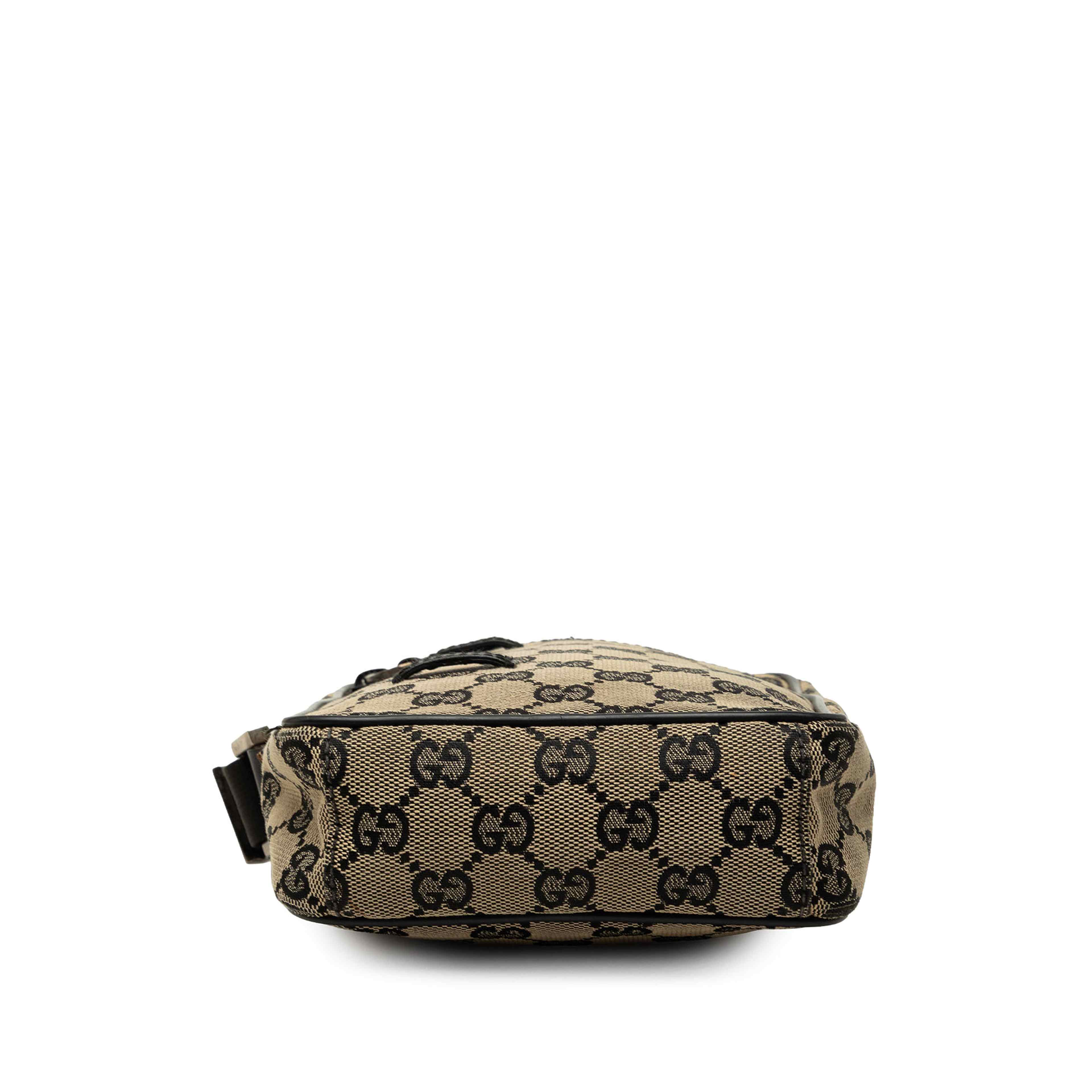 Gucci Gg Canvas Crossbody, från Luxclusif, i färgen beige. Klicka för att öppna bilden i stort format