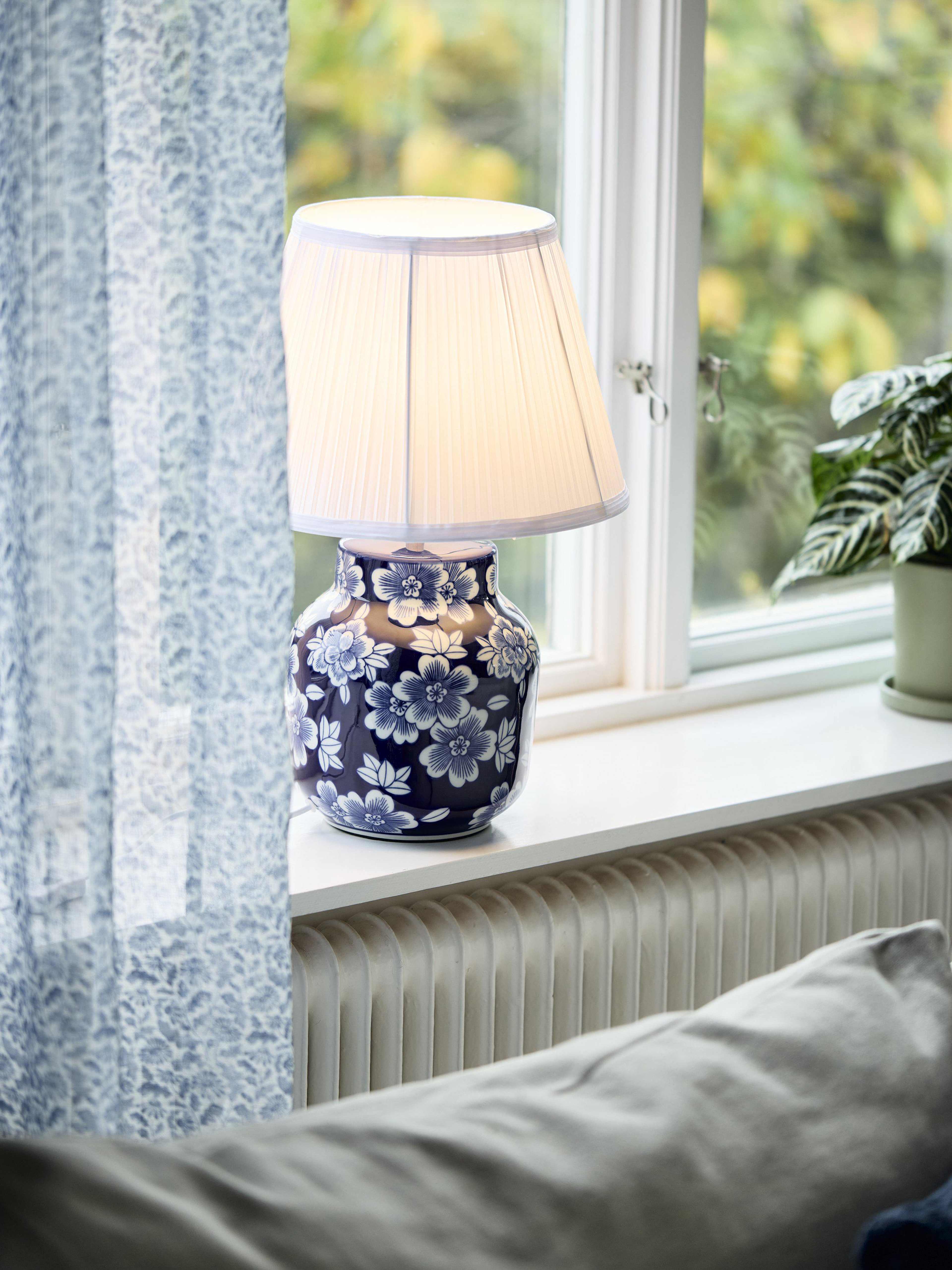 Fanny Bordslampa