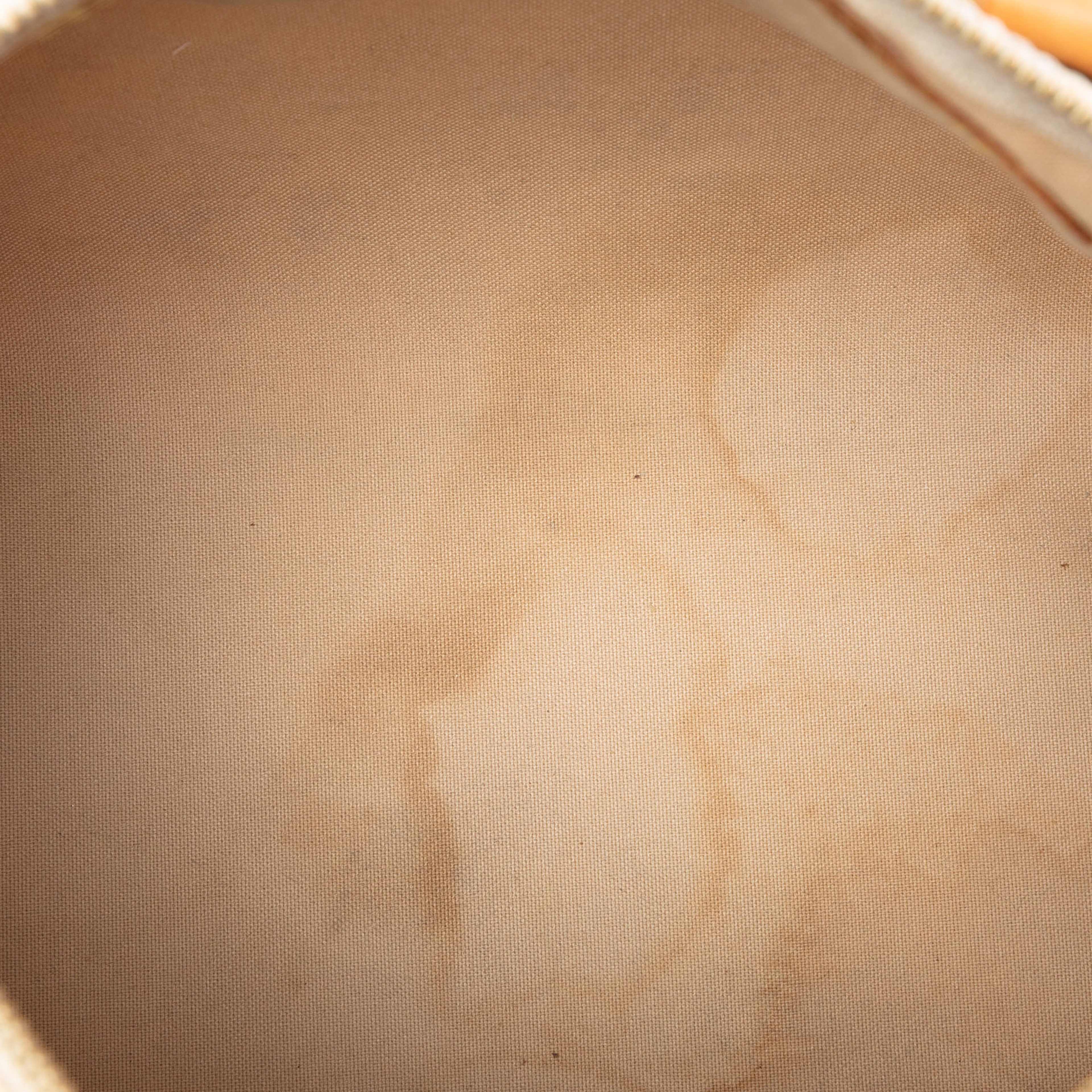 Louis Vuitton Damier Azur Speedy 30, från Luxclusif, i färgen white. Klicka för att öppna bilden i stort format