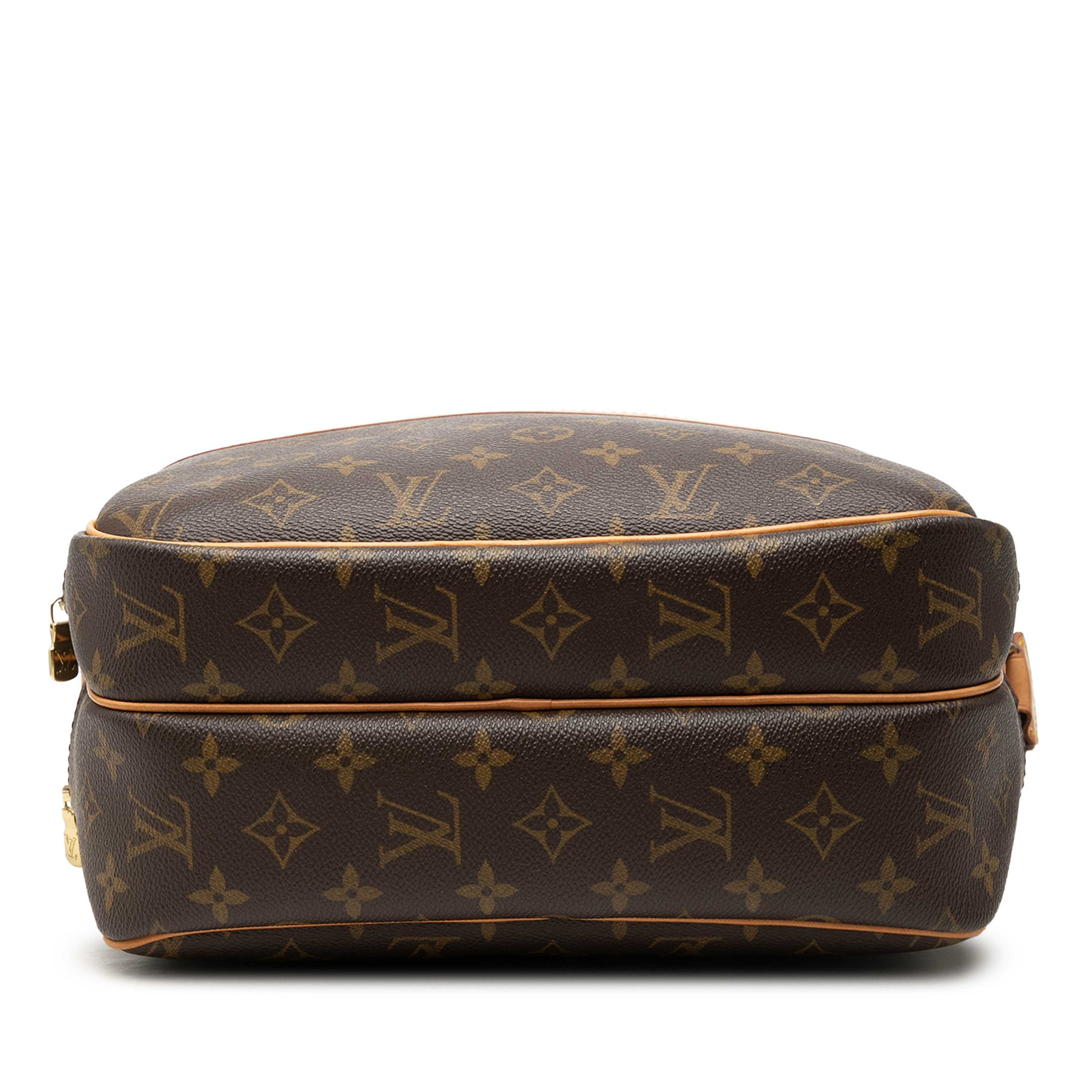 Louis Vuitton Monogram Reporter Pm, från Luxclusif, i färgen brun. Klicka för att öppna bilden i stort format