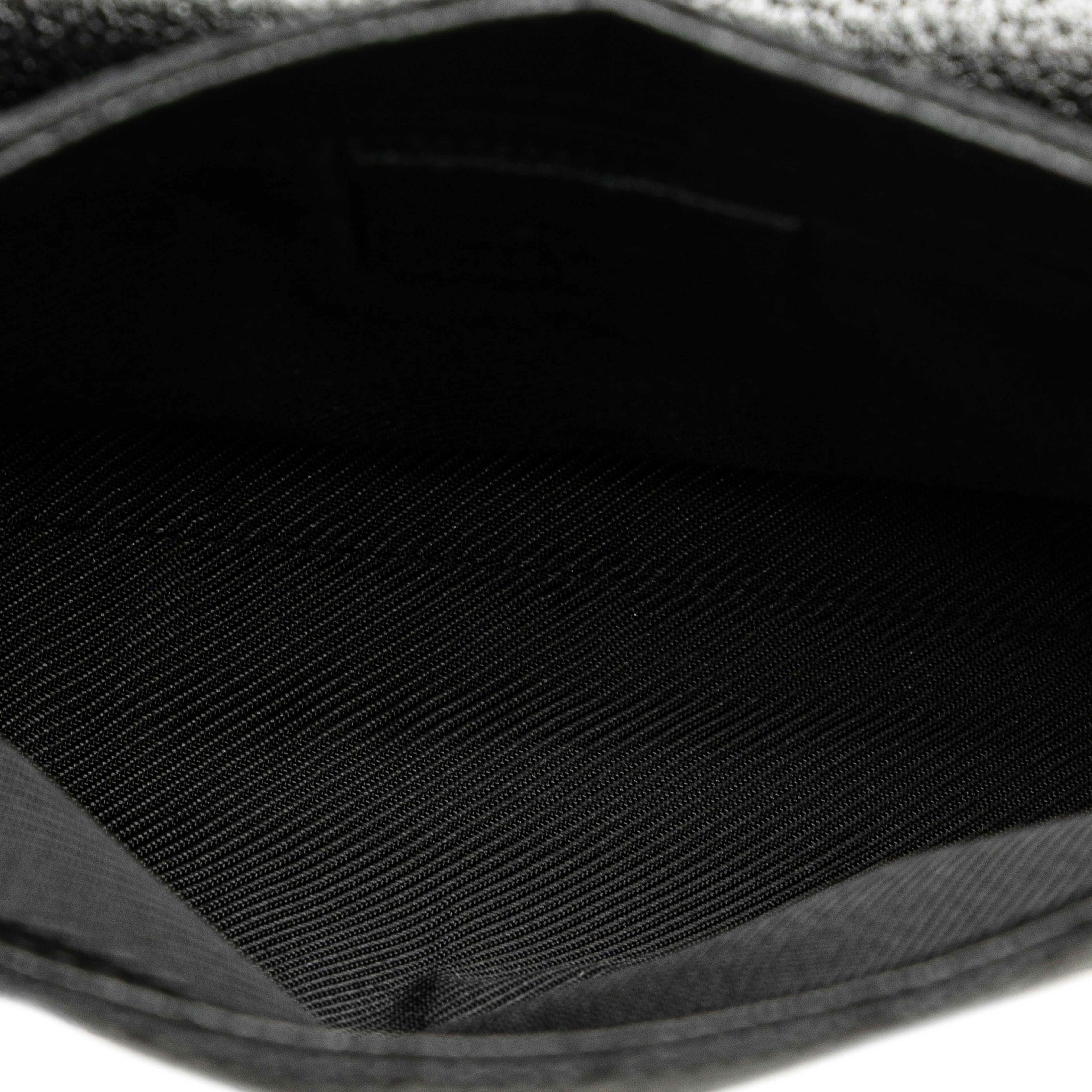 Gucci Gg Canvas Jackie Belt Bag, från Luxclusif, i färgen black. Klicka för att öppna bilden i stort format