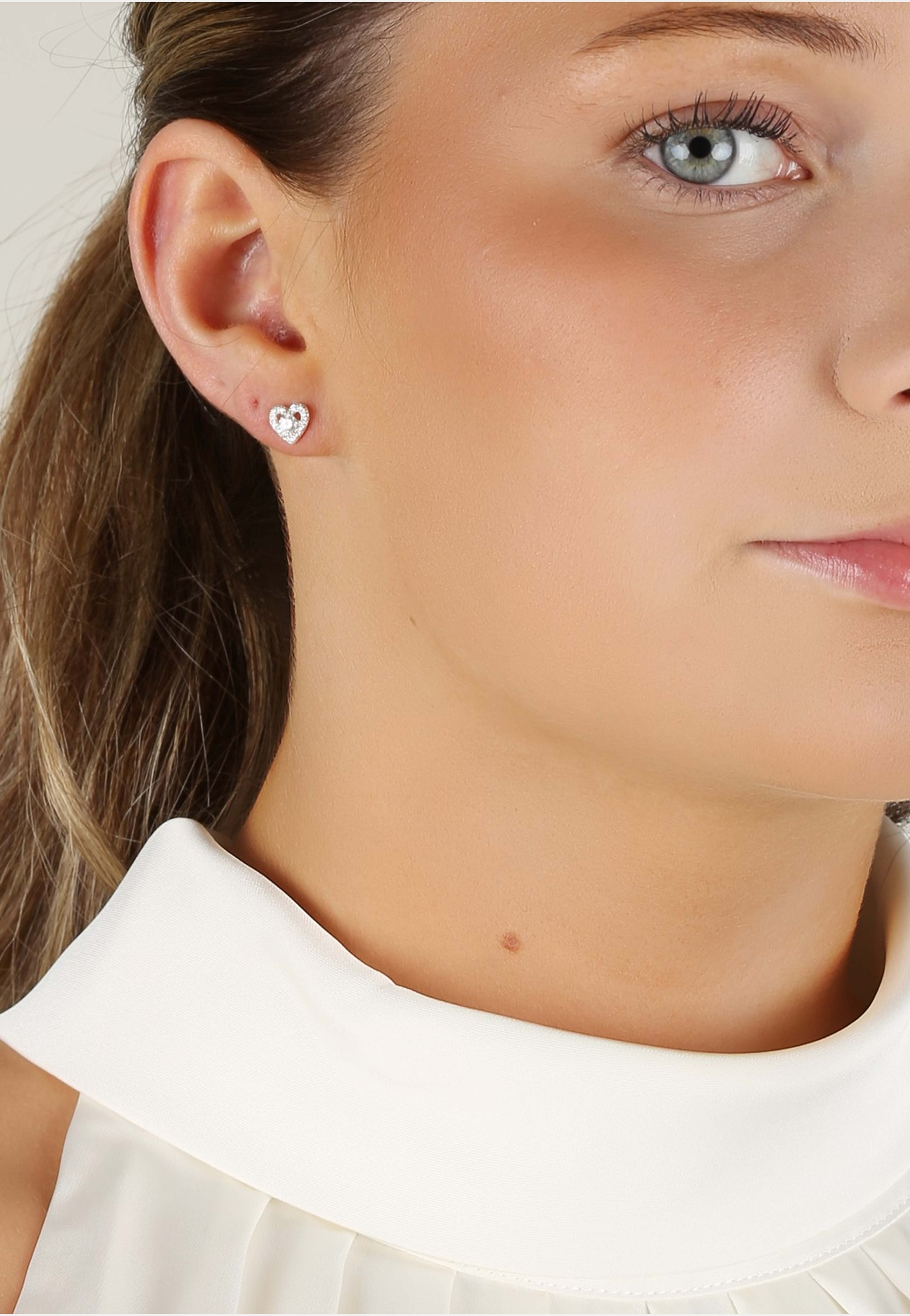 Nisi Heart Small Ear
