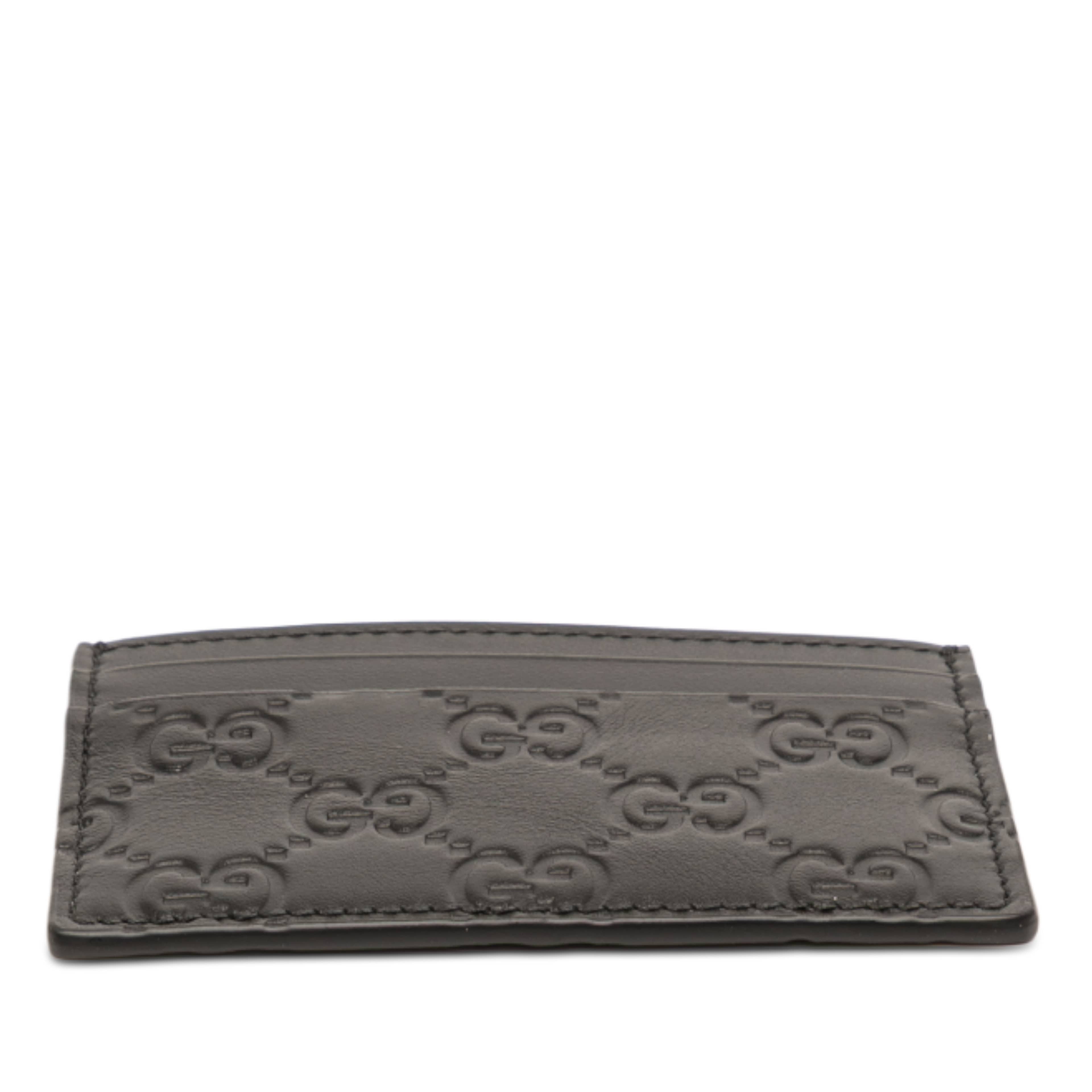 Gucci Guccissima Card Holder, från Luxclusif, i färgen black. Klicka för att öppna bilden i stort format