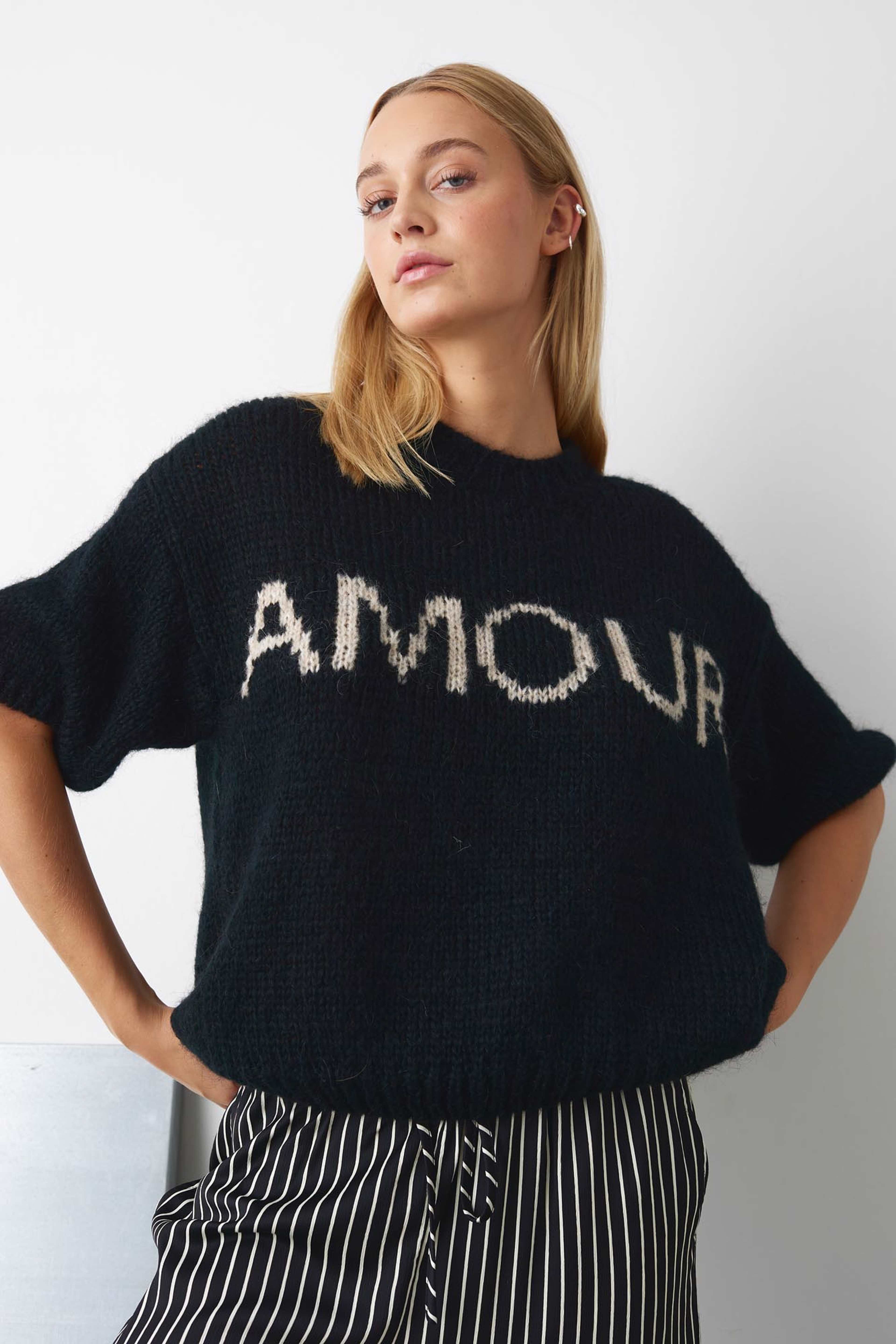 Amour Knit - Dark Grey Pink Combo
