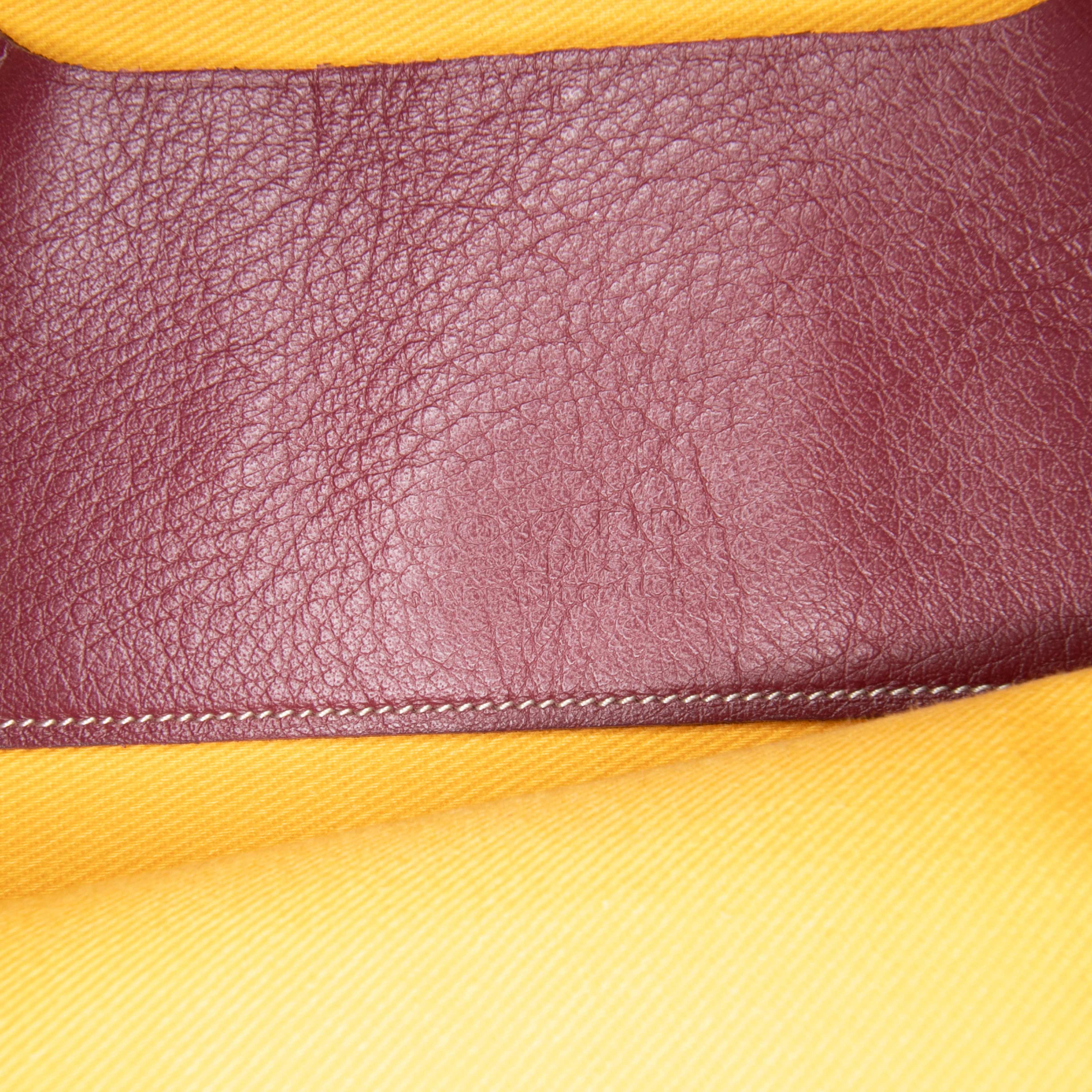 Goyard Goyardine Senat Gm, från Luxclusif, i färgen burgundy. Klicka för att öppna bilden i stort format