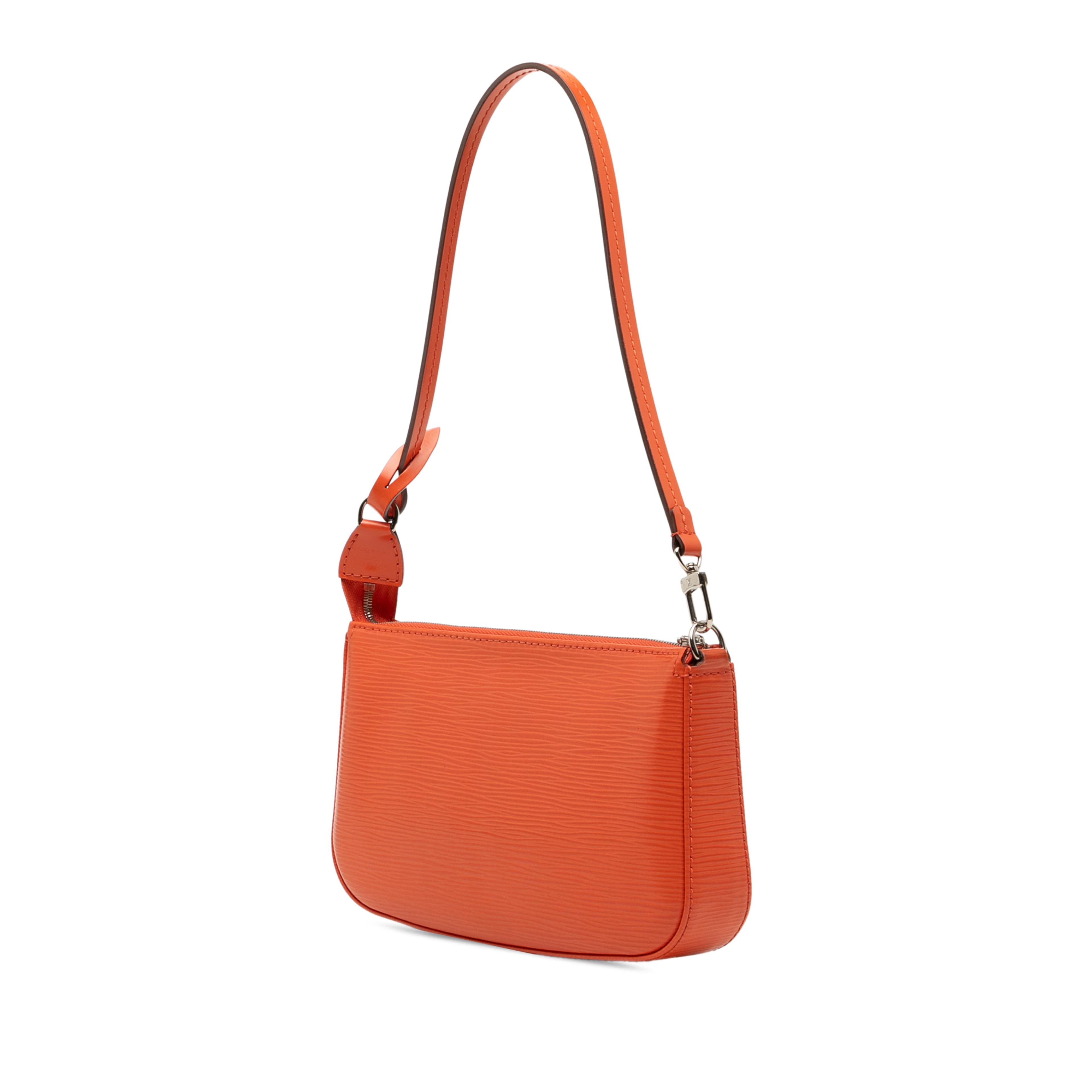 Louis Vuitton Epi Pochette Accessoires, från Luxclusif, i färgen orange. Klicka för att öppna bilden i stort format