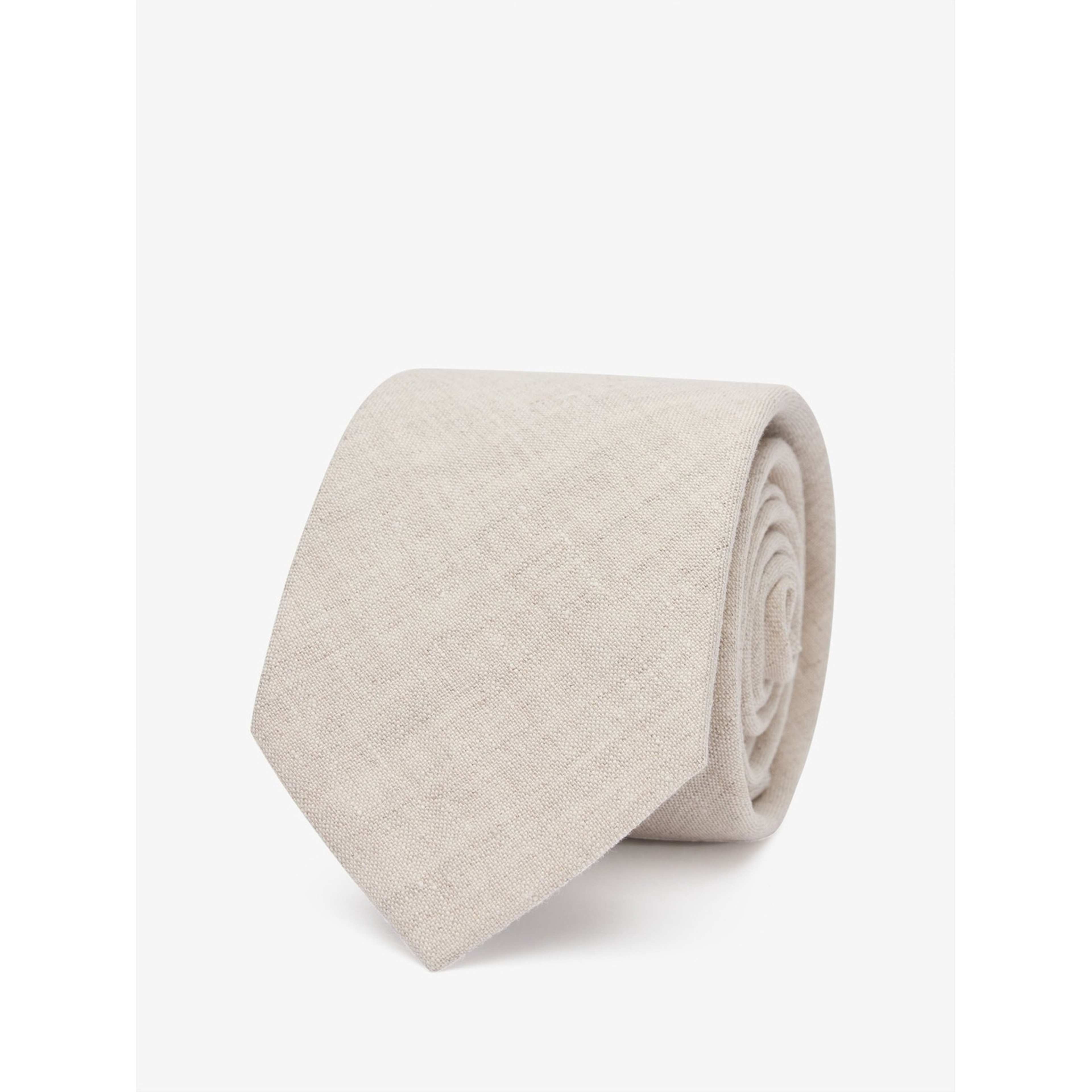 Tie Linen
