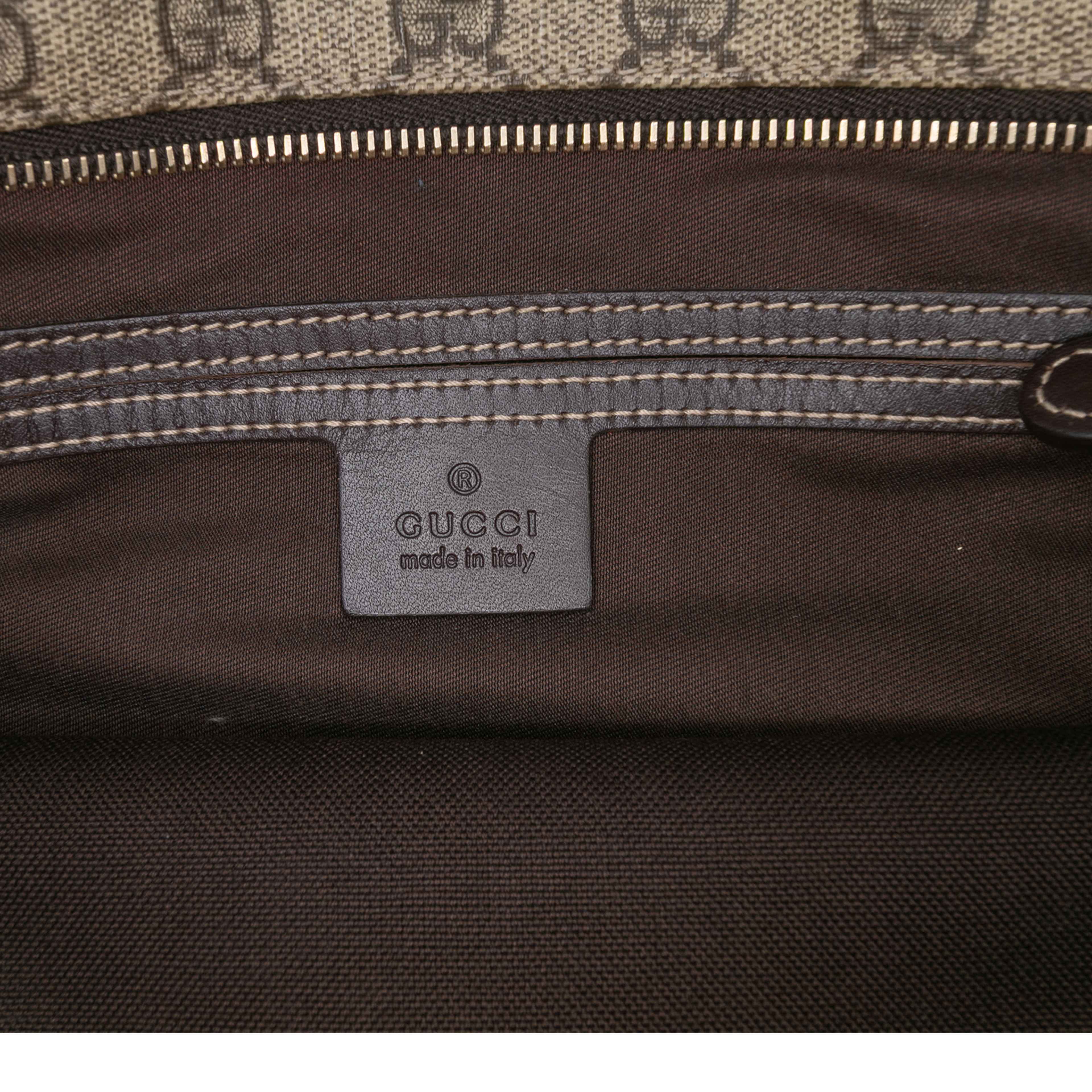Gucci Gg Supreme Crossbody, från Luxclusif, i färgen beige. Klicka för att öppna bilden i stort format