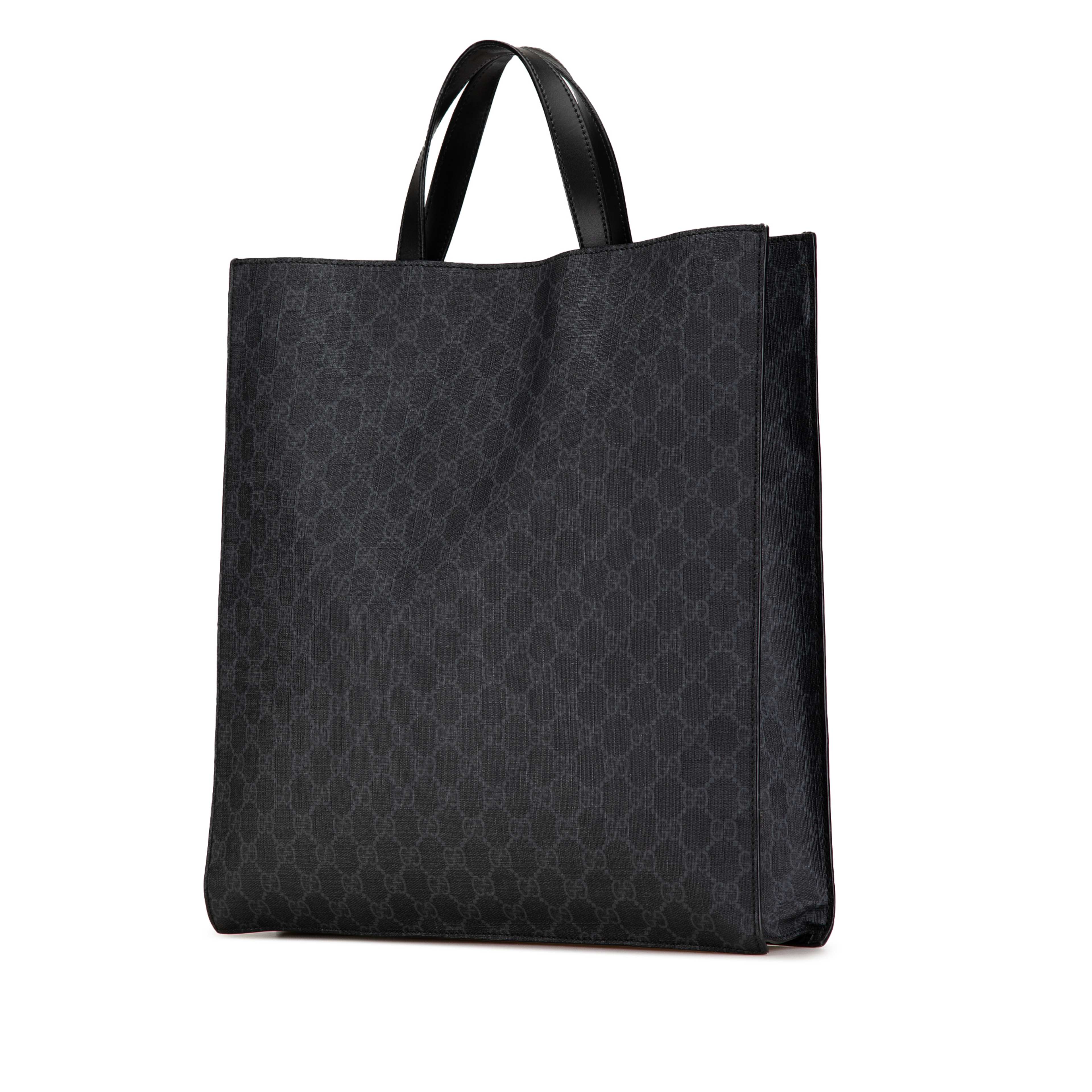 Gucci Gg Supreme Convertible Soft Tote, från Luxclusif, i färgen black. Klicka för att öppna bilden i stort format
