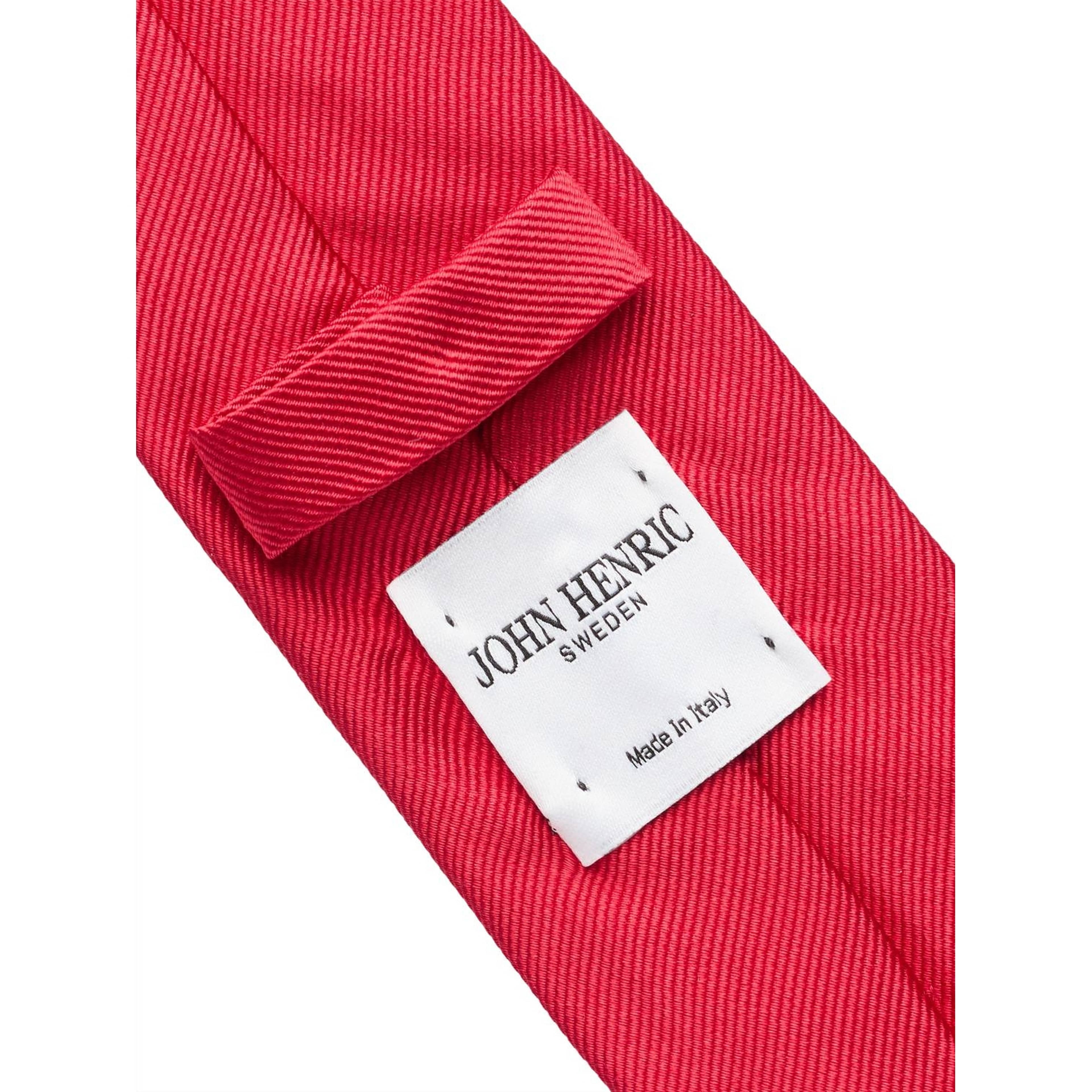 Tie Plain