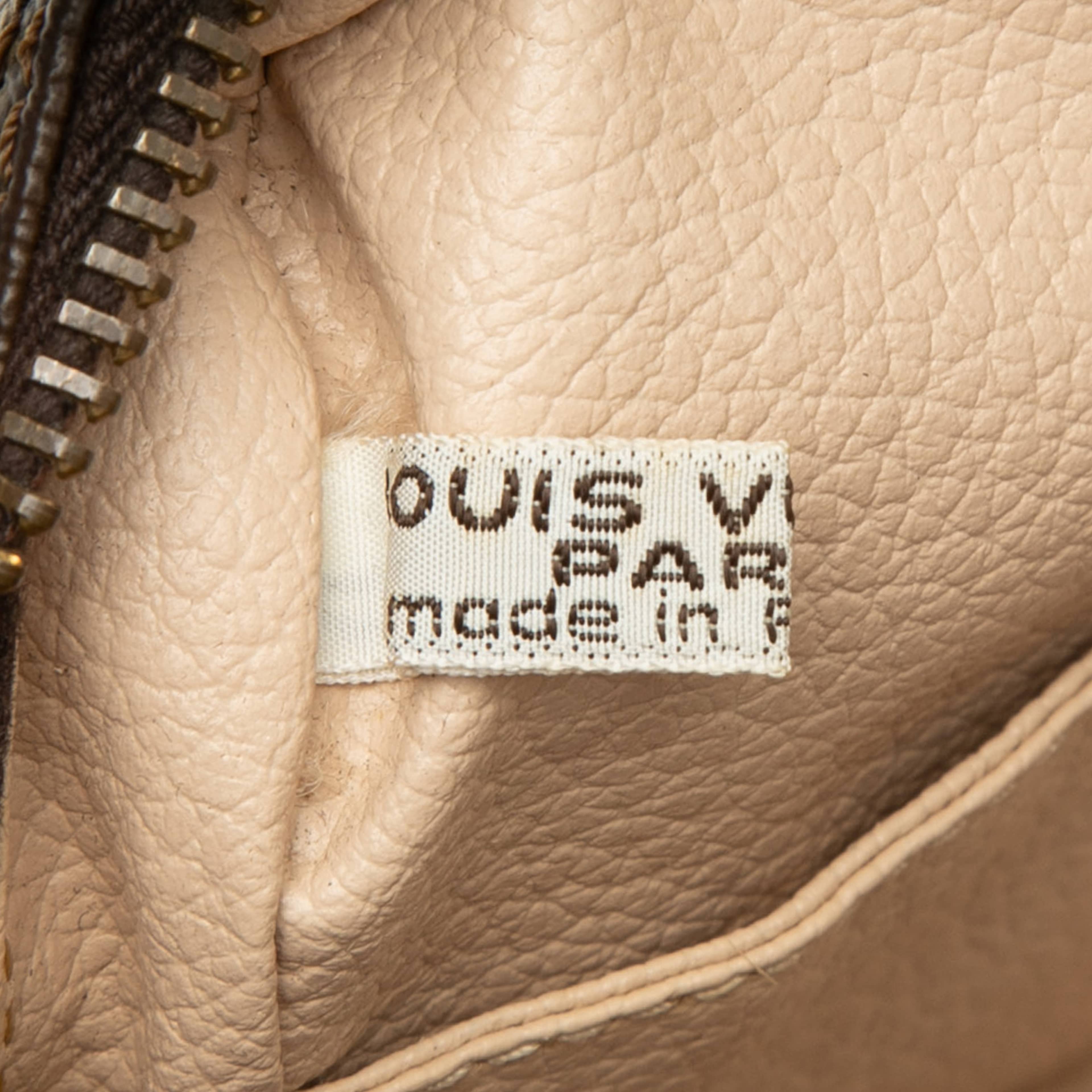 Louis Vuitton Monogram Trousse Toilette 23, från Luxclusif, i färgen brun. Klicka för att öppna bilden i stort format