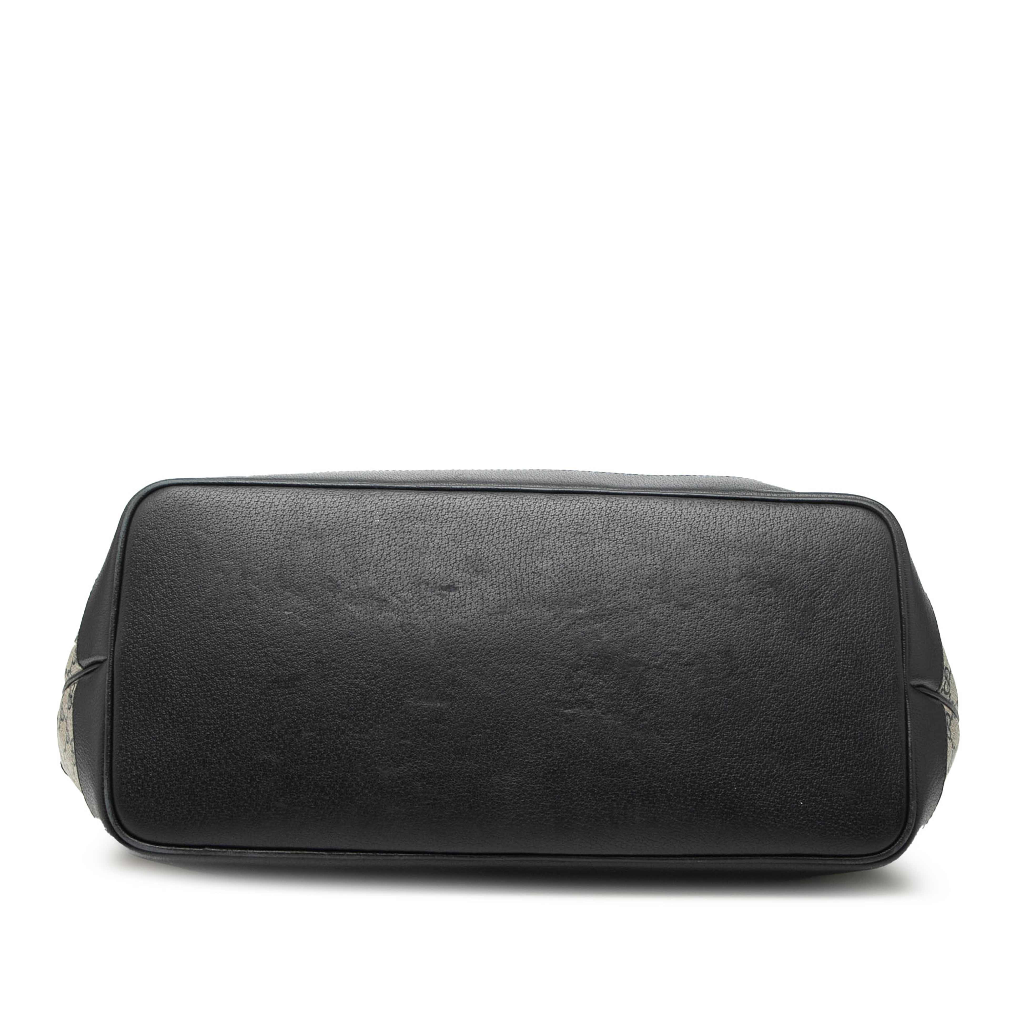 Gucci Large Gg Supreme Web Ophidia Shopper Tote, från Luxclusif, i färgen beige. Klicka för att öppna bilden i stort format