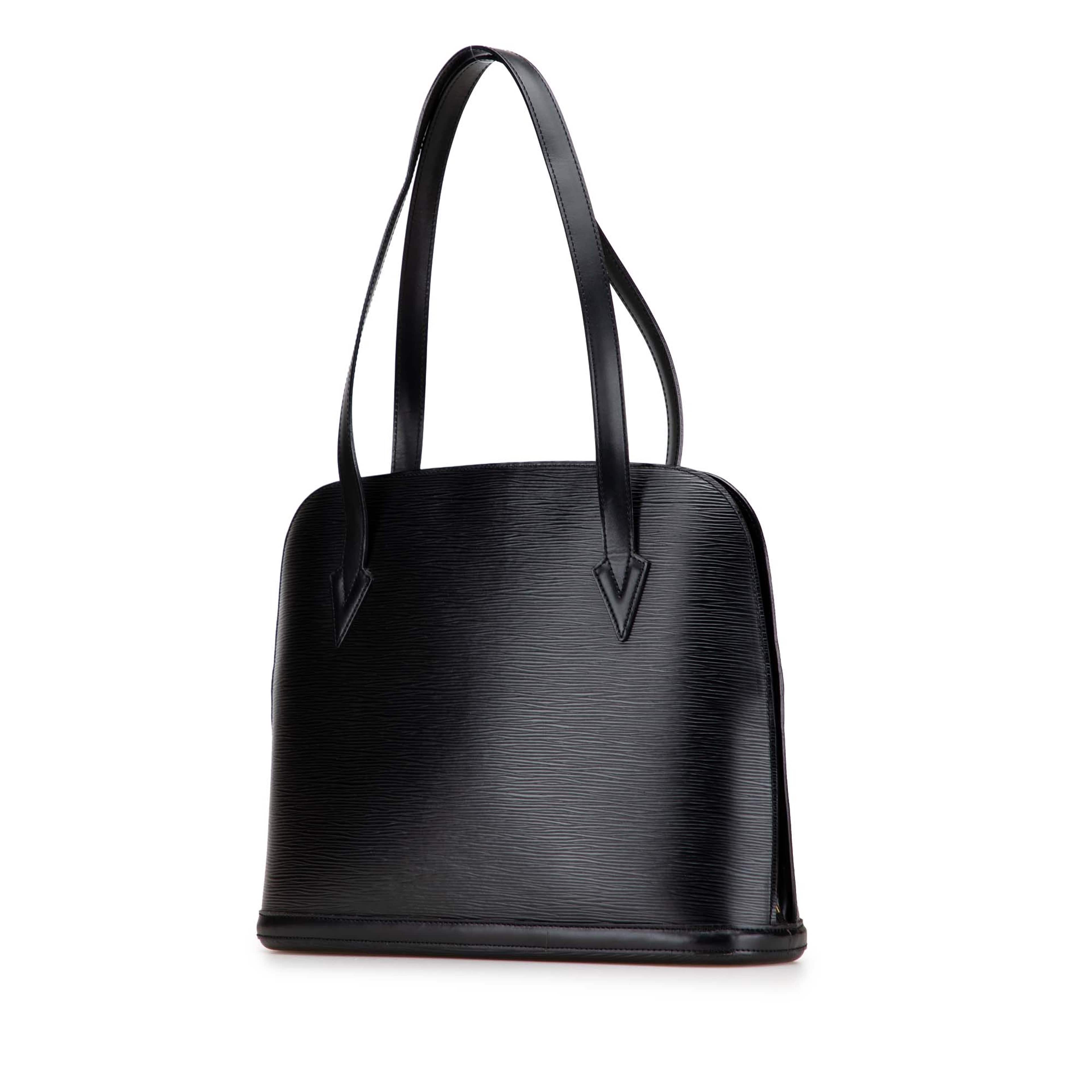 Louis Vuitton Epi Lussac, från Luxclusif, i färgen black.
