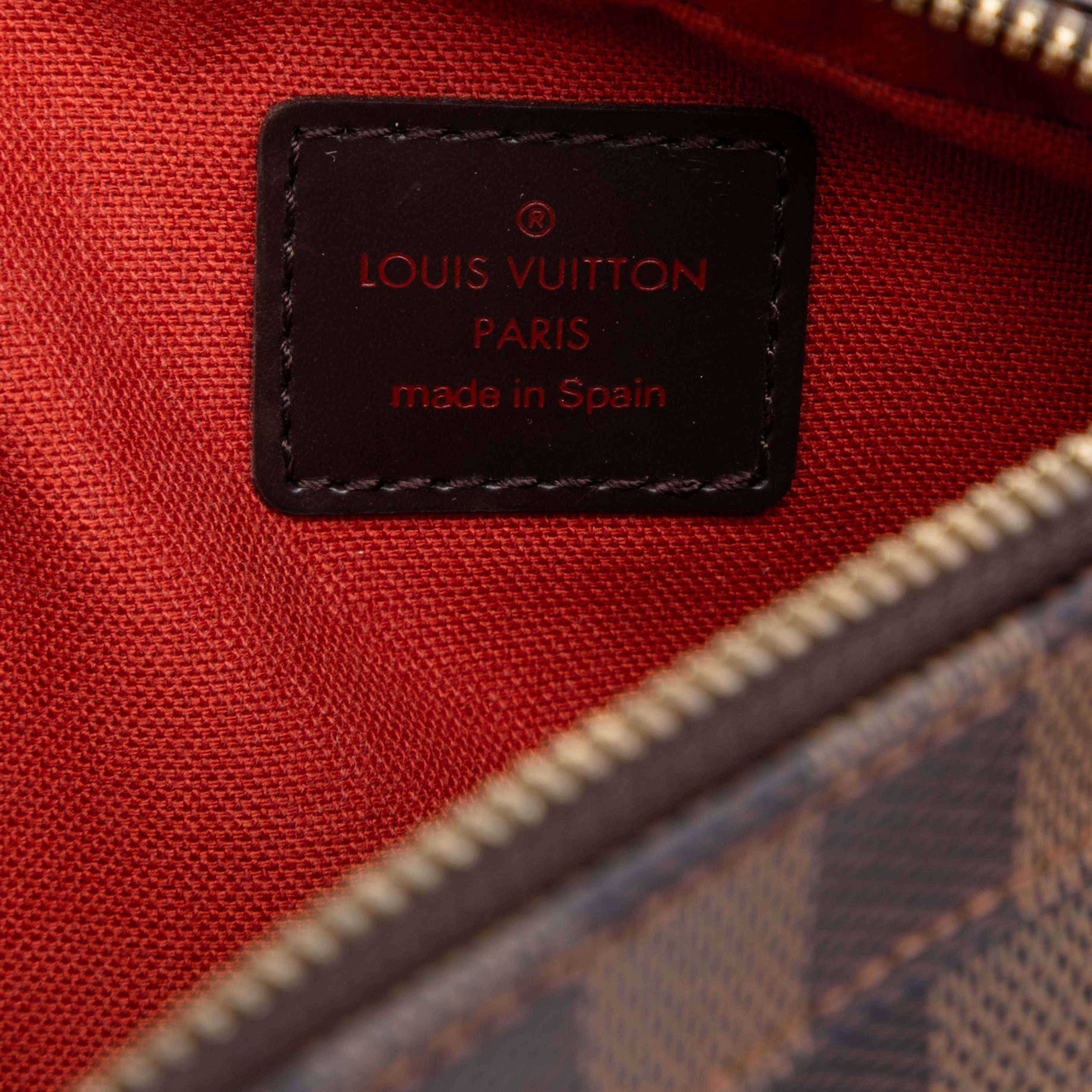 Louis Vuitton Damier Ebene Geronimos, från Luxclusif, i färgen brown. Klicka för att öppna bilden i stort format