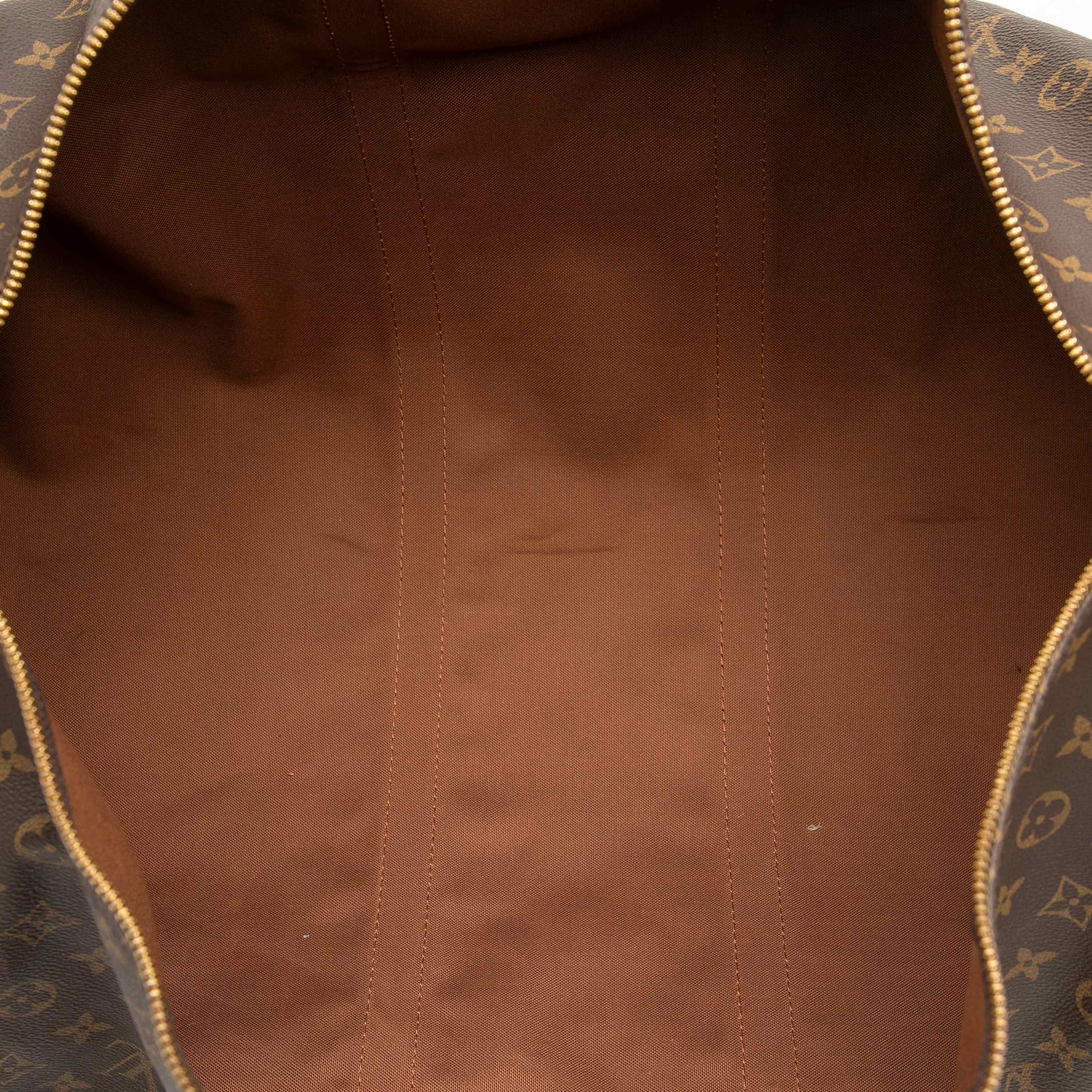 Louis Vuitton Monogram Keepall Bandouliere 55, från Luxclusif, i färgen brown. Klicka för att öppna bilden i stort format