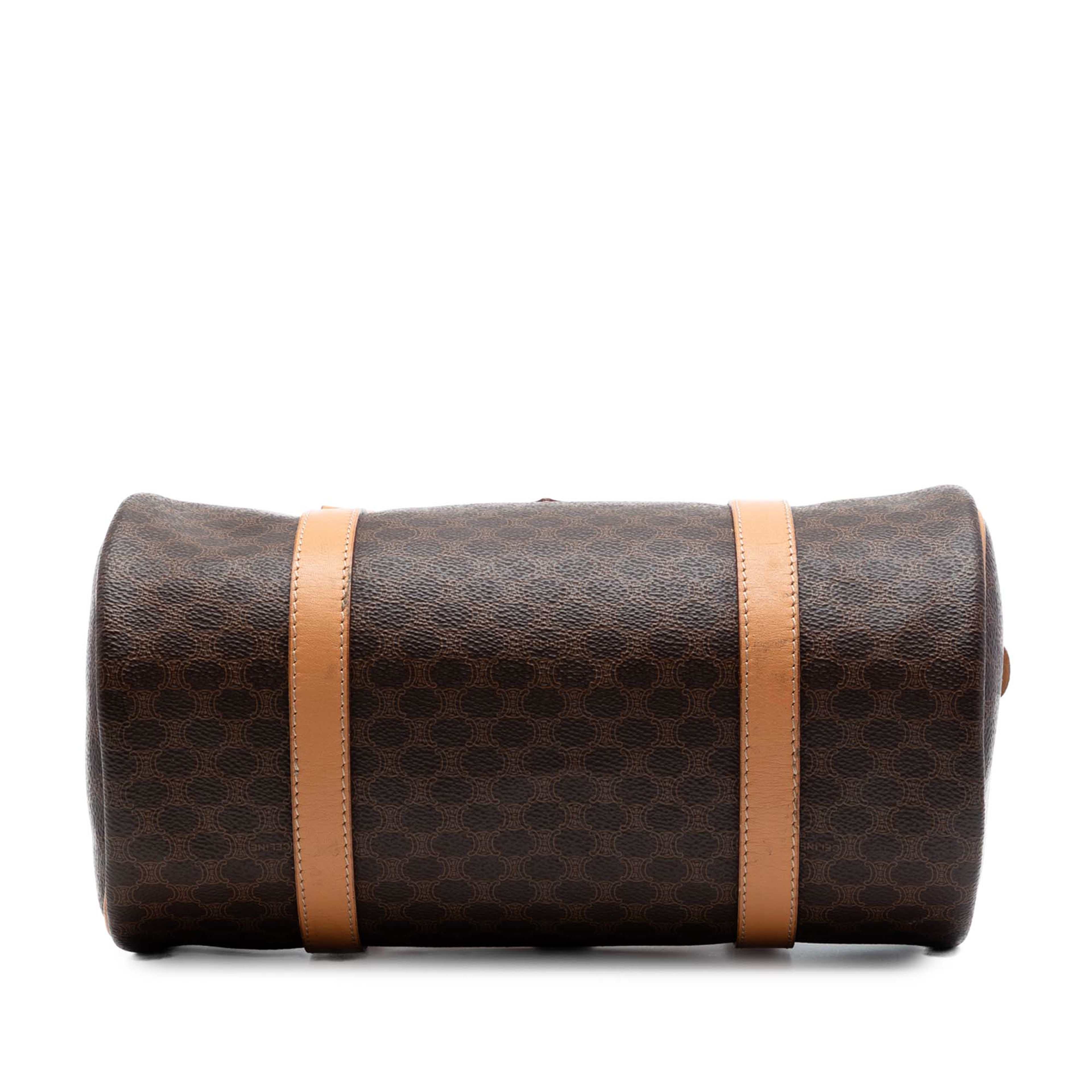 Celine Macadam Coated Canvas Shoulder Bag, från Luxclusif, i färgen brun. Klicka för att öppna bilden i stort format
