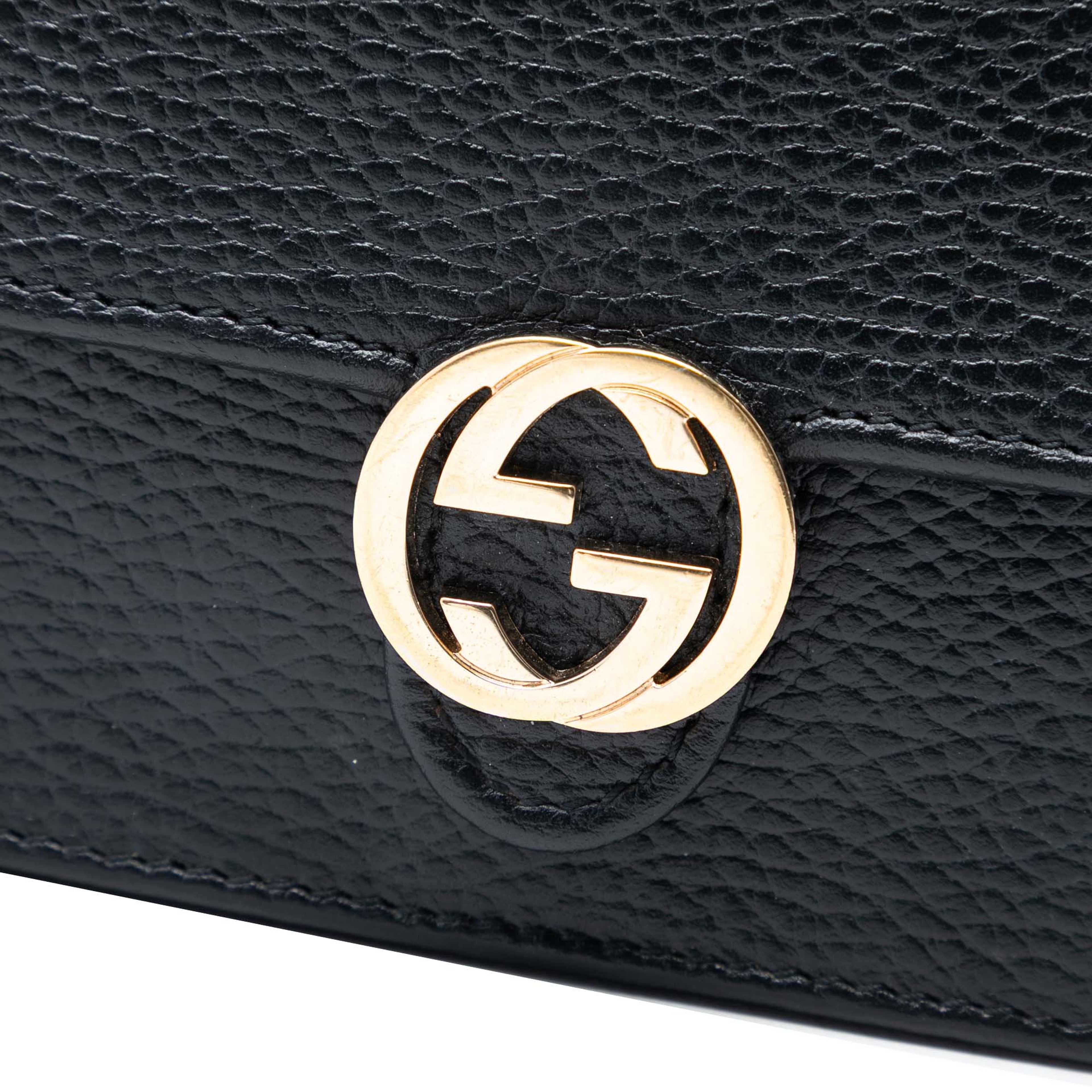 Gucci Interlocking G Dollar Calfskin Wallet On Chain, från Luxclusif, i färgen black. Klicka för att öppna bilden i stort format