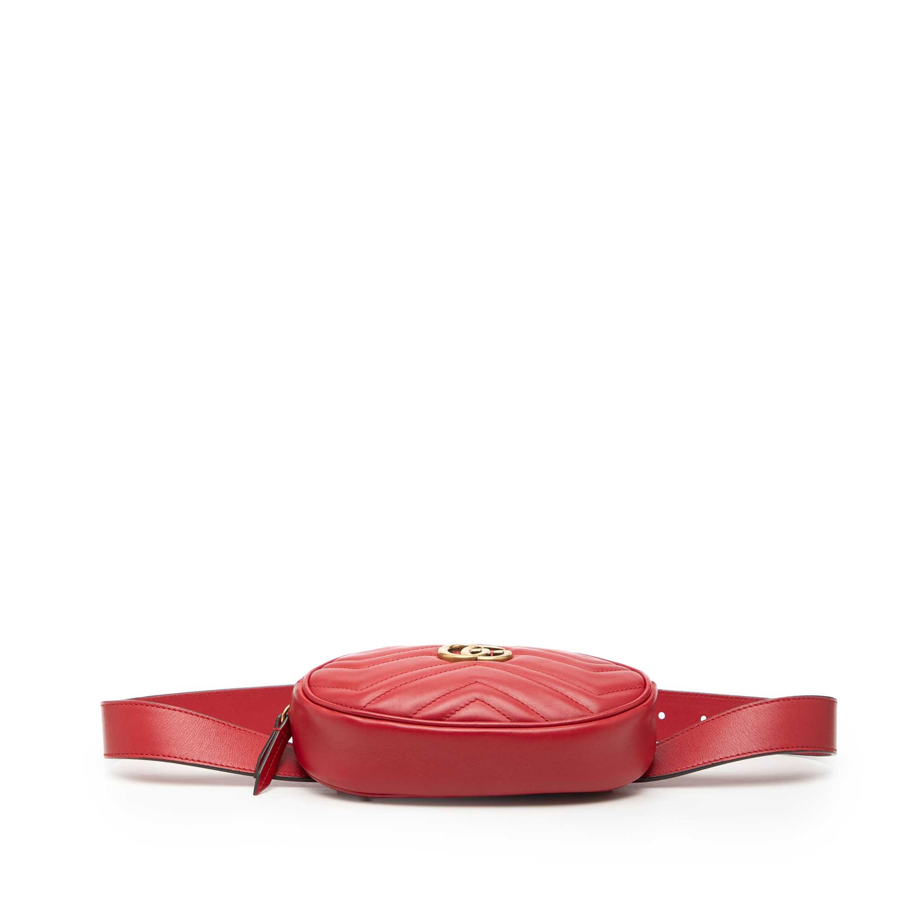 Gucci Gg Marmont Matelasse Calfskin Belt Bag, från Luxclusif, i färgen röd. Klicka för att öppna bilden i stort format