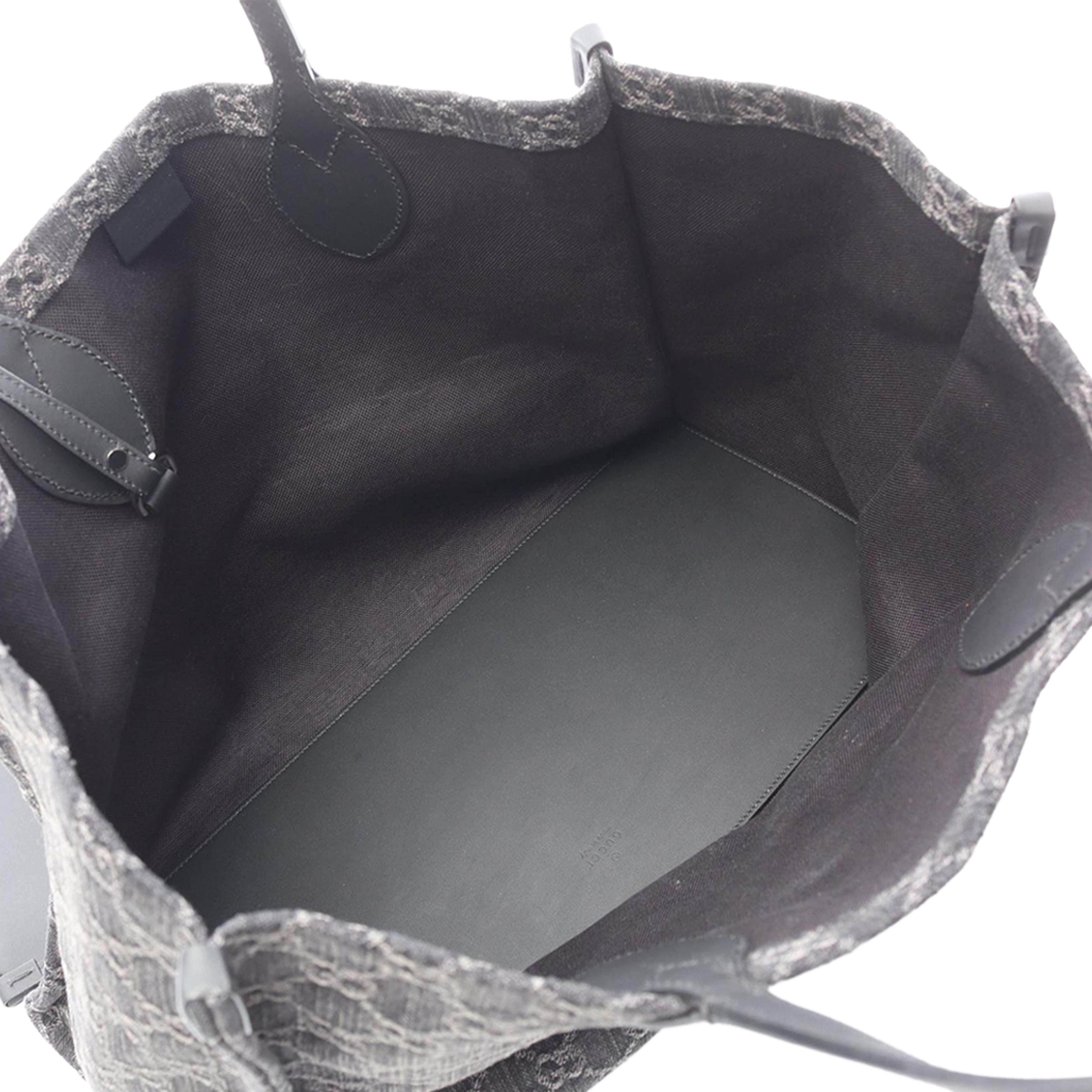 Gucci Large Gg Denim Ophidia Tote, från Luxclusif, i färgen dark gray. Klicka för att öppna bilden i stort format