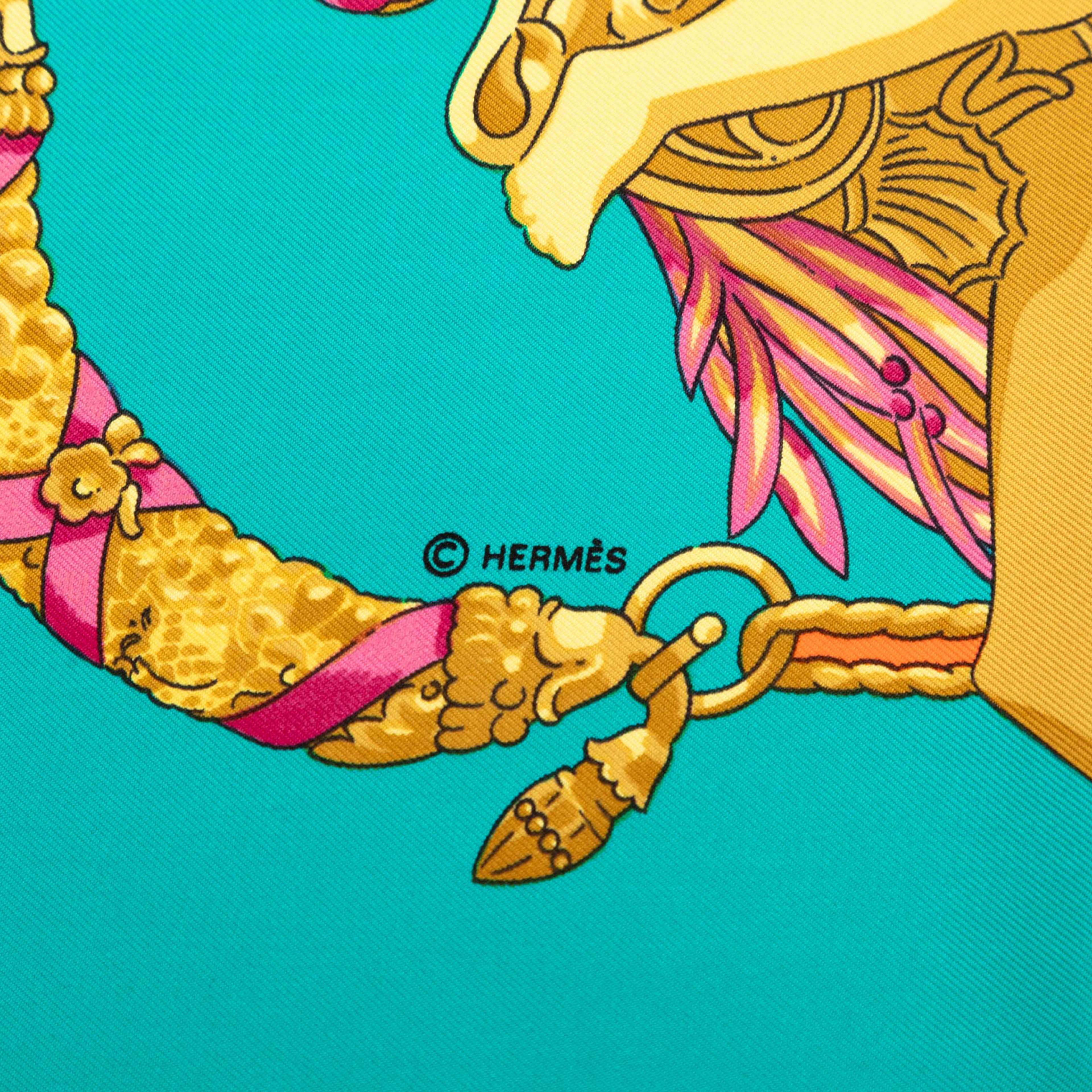 Hermès Hommage A Charles Garnier Silk Scarf 90, från Luxclusif, i färgen turquoise. Klicka för att öppna bilden i stort format