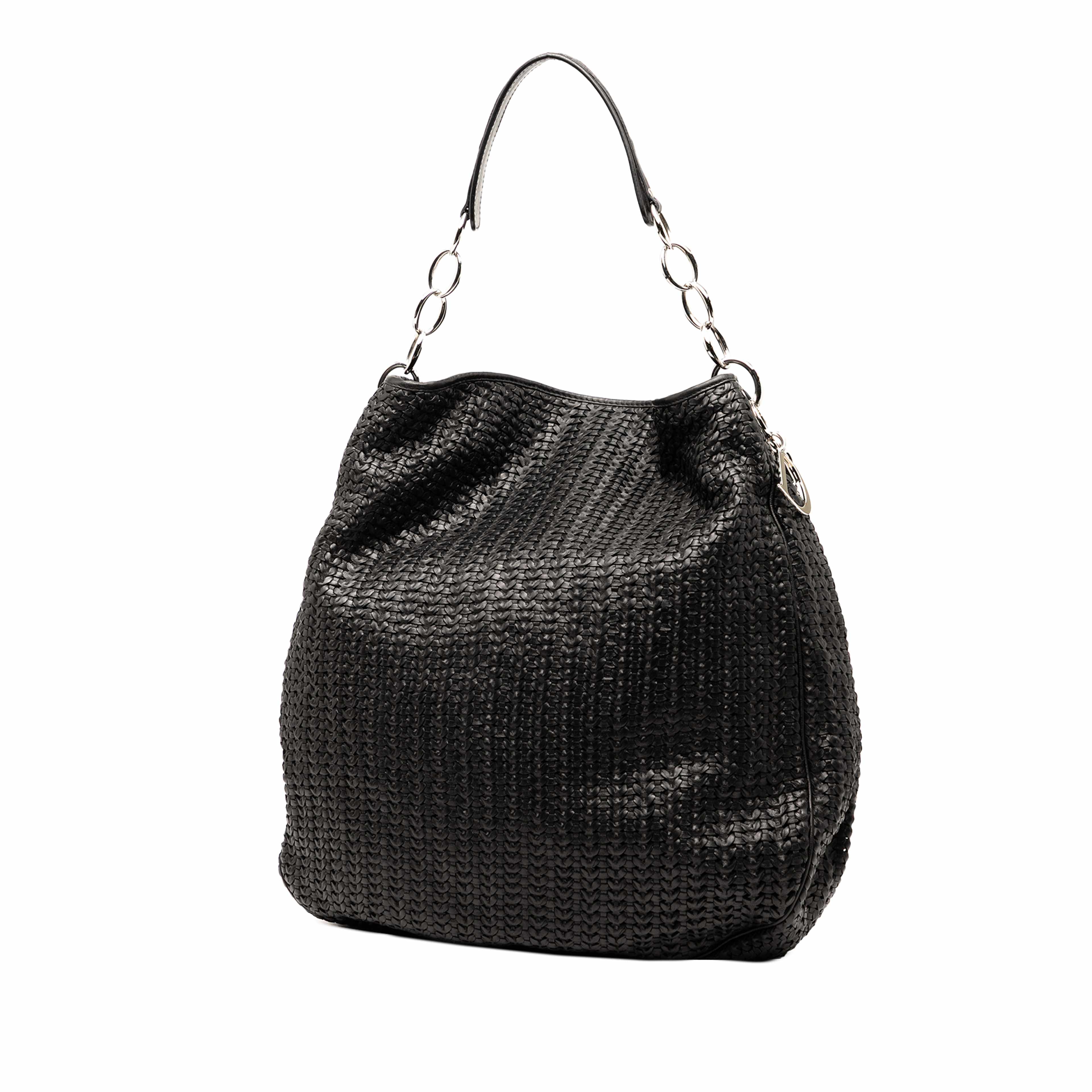 Dior Woven Lambskin Soft Lady Dior Hobo, från Luxclusif, i färgen black. Klicka för att öppna bilden i stort format