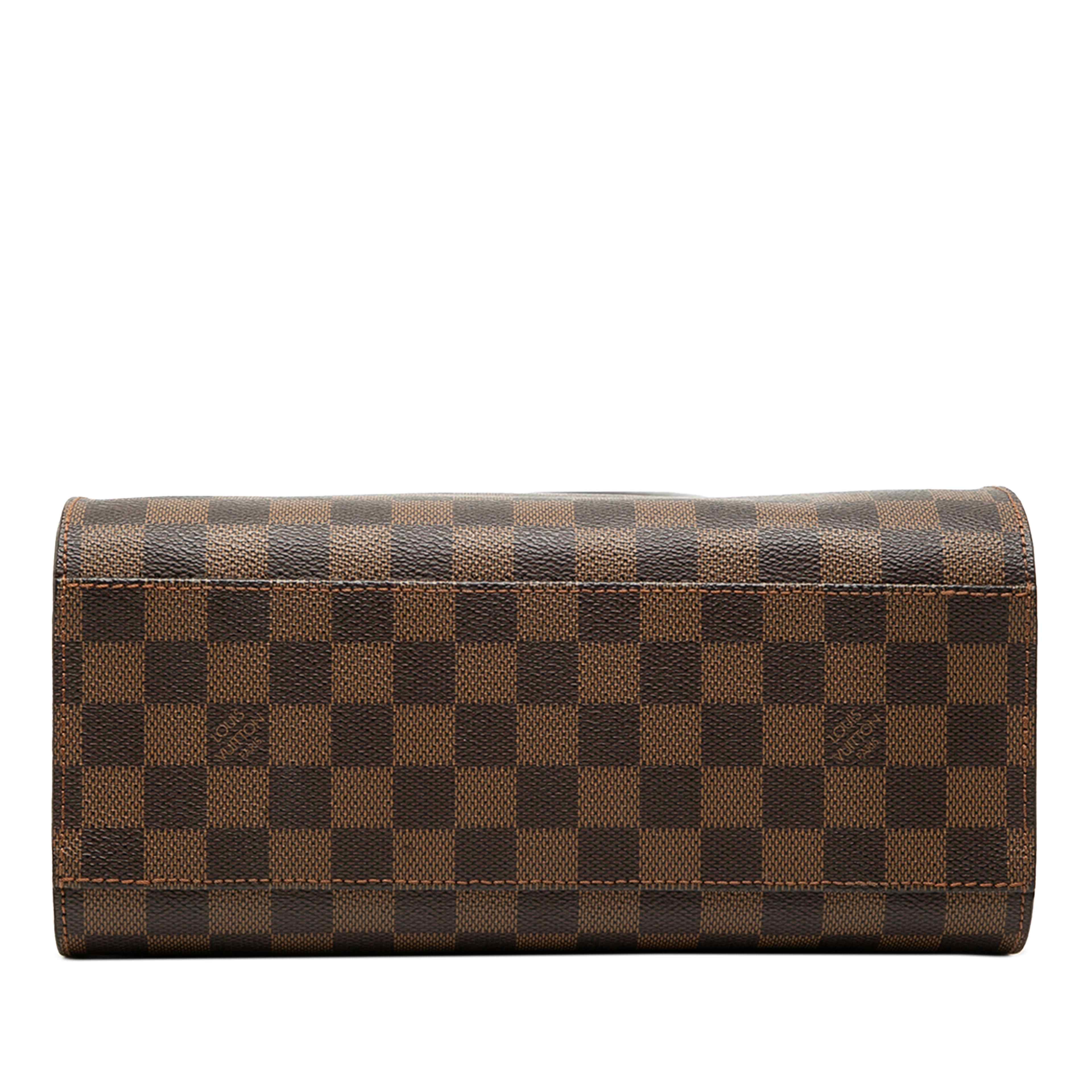 Louis Vuitton Damier Ebene Triana, från Luxclusif, i färgen brun. Klicka för att öppna bilden i stort format