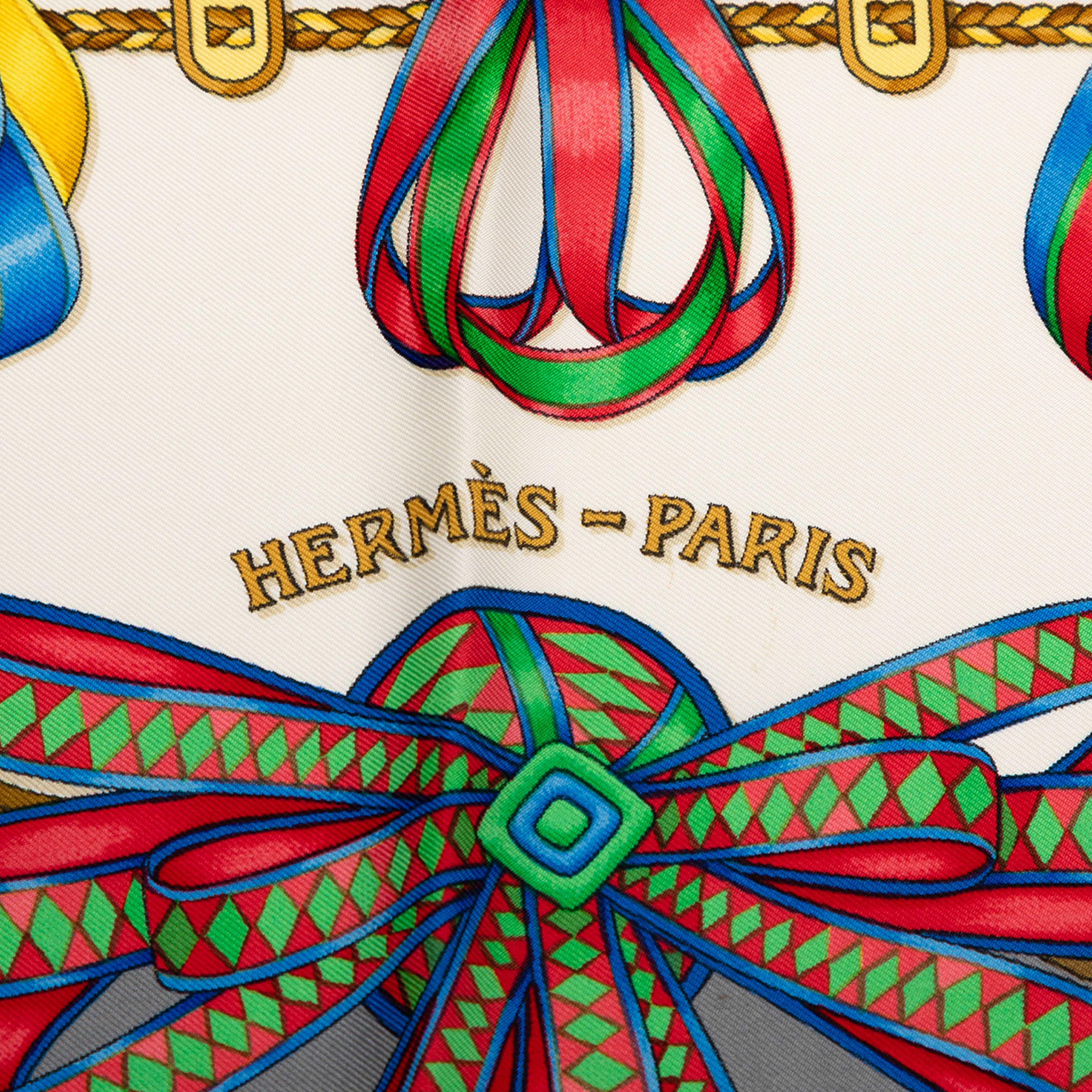 Hermès Les Rubans Du Cheval Silk Scarf 90, från Luxclusif, i färgen white. Klicka för att öppna bilden i stort format