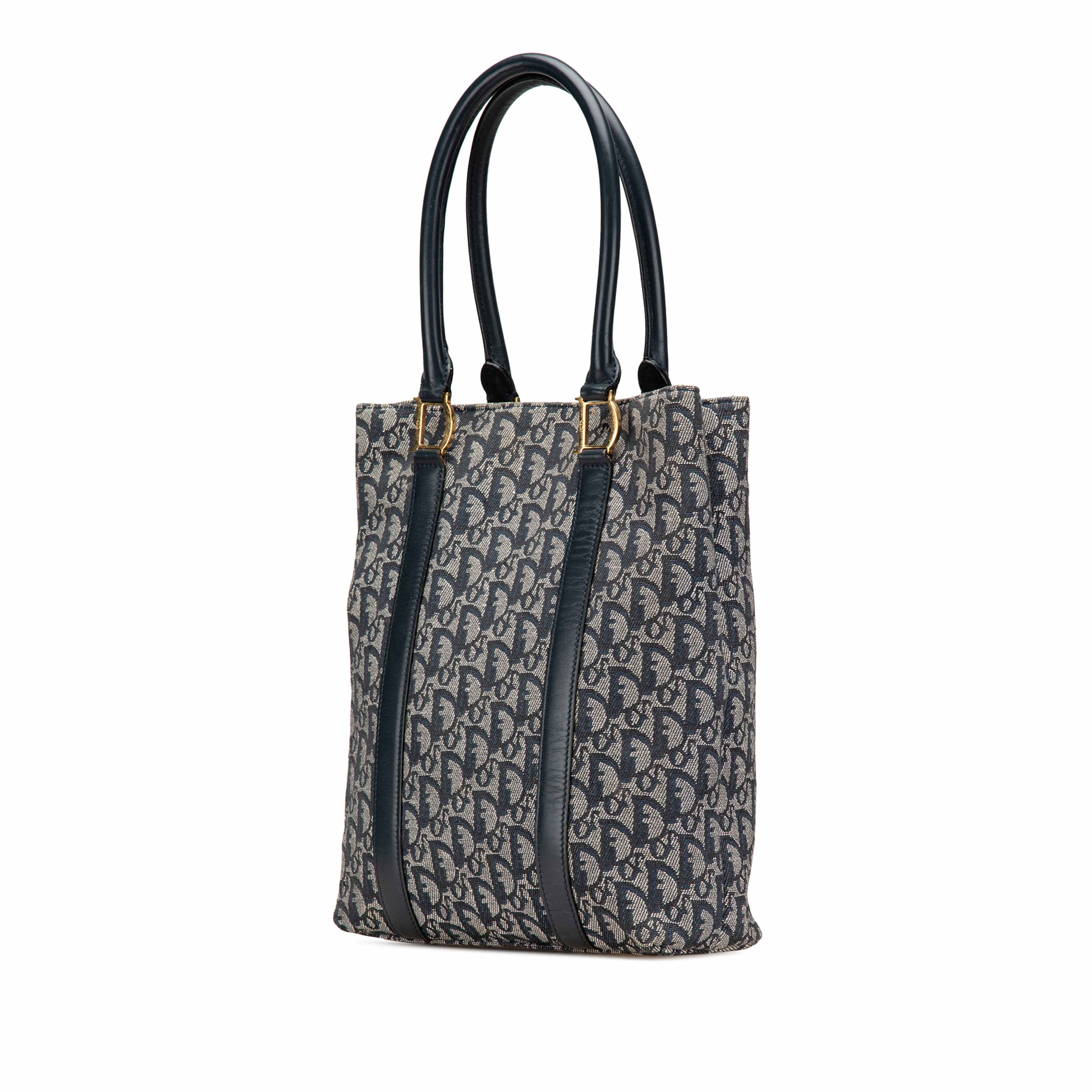 Dior Diorissimo Trotter Canvas Tote, från Luxclusif, i färgen blue.