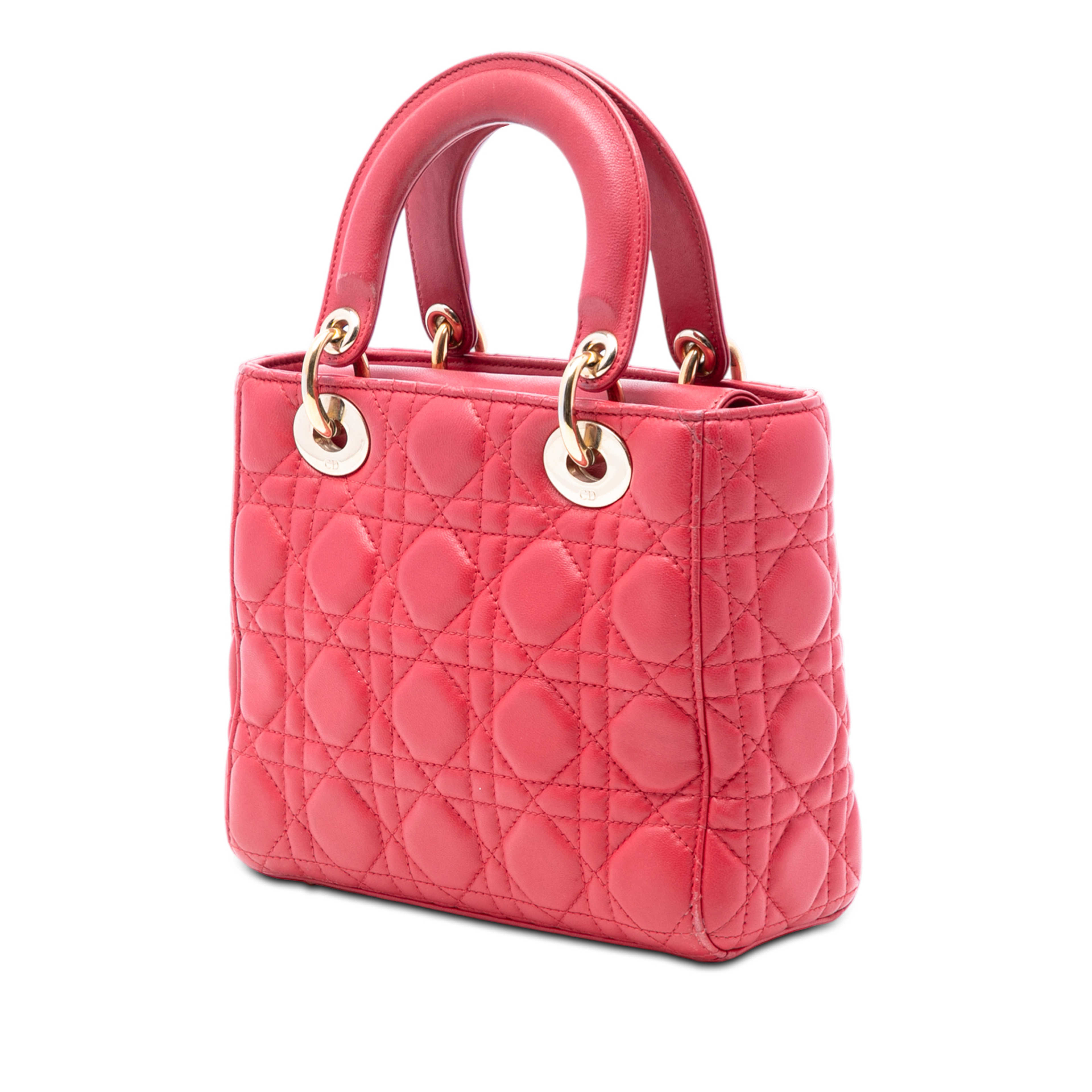 Dior Small Lambskin Cannage My Abcdior Lady Dior, från Luxclusif, i färgen blush. Klicka för att öppna bilden i stort format