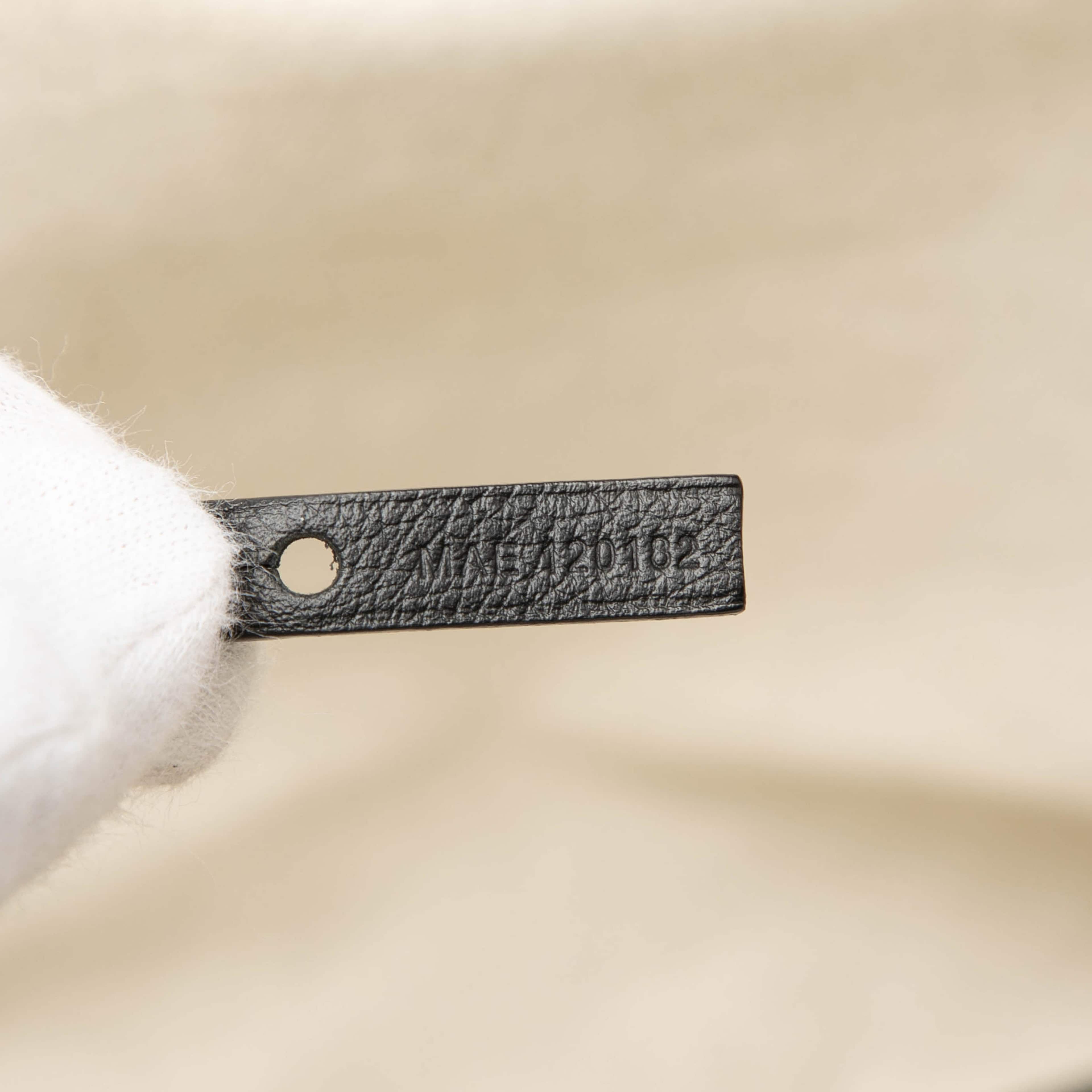 Goyard Goyardine Saint Louis Pm, från Luxclusif, i färgen black. Klicka för att öppna bilden i stort format