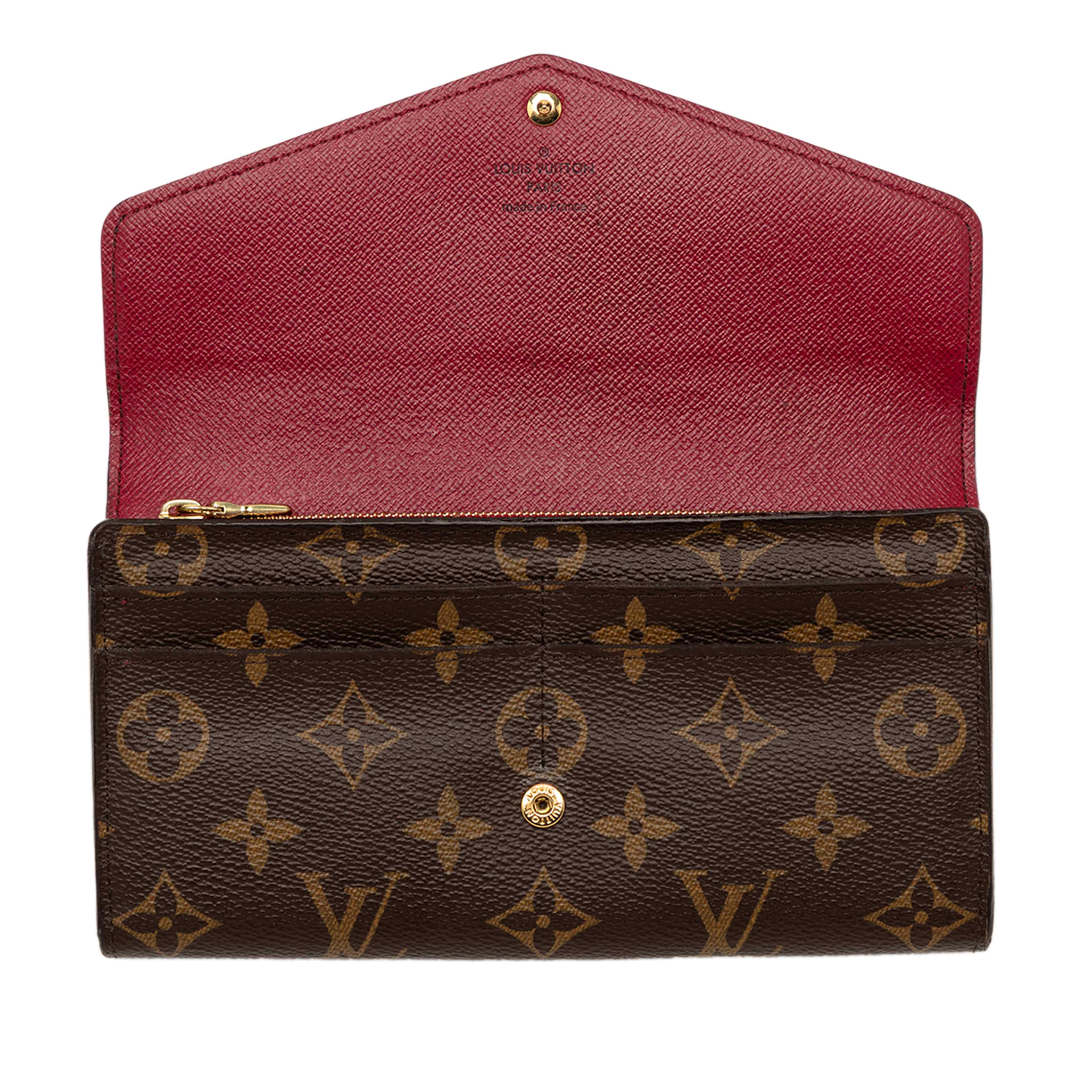 Louis Vuitton Monogram Portefeuille Sarah Wallet, från Luxclusif, i färgen brown. Klicka för att öppna bilden i stort format