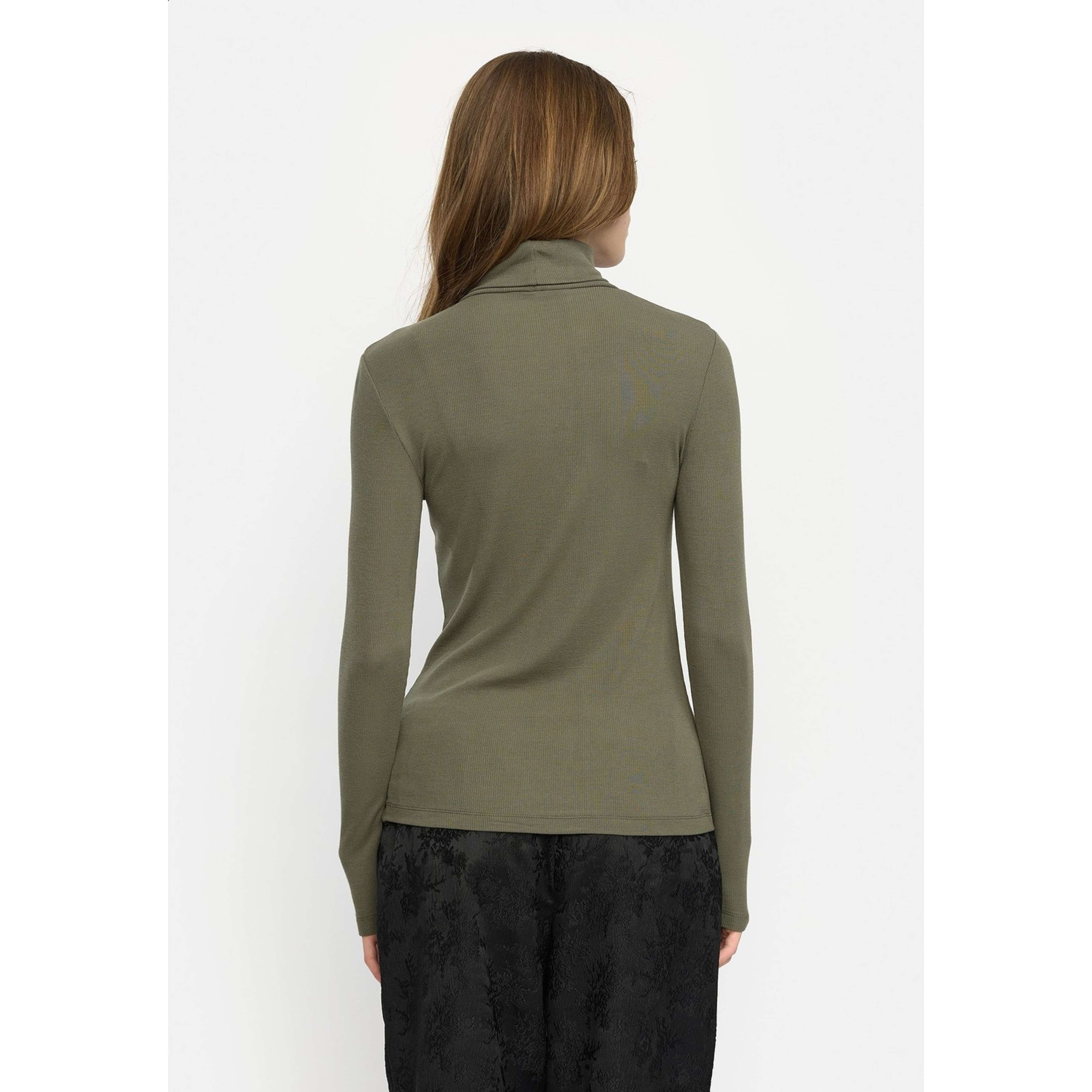 Srfenja Rollneck