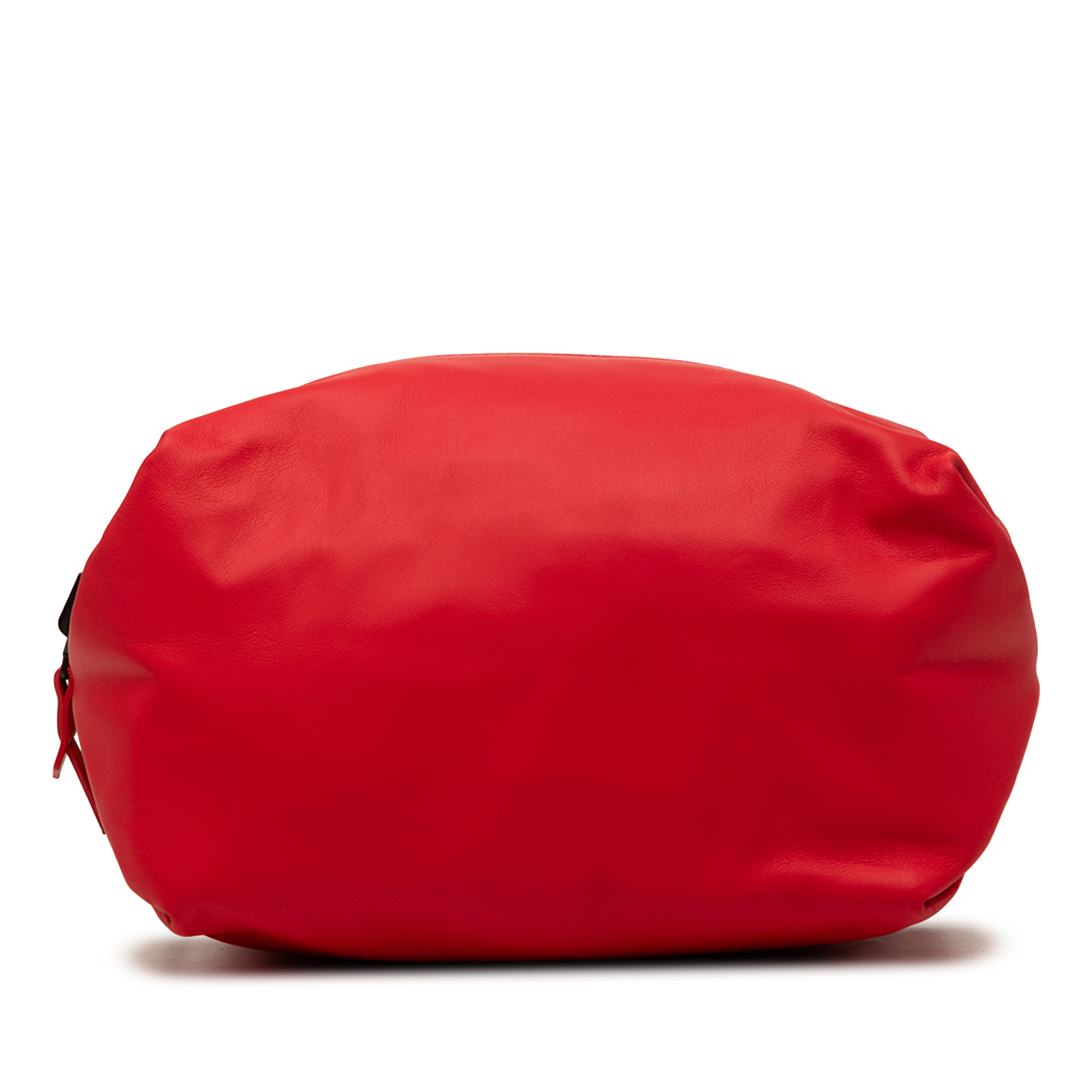 Bottega Veneta Lambskin Pouch, från Luxclusif, i färgen red. Klicka för att öppna bilden i stort format