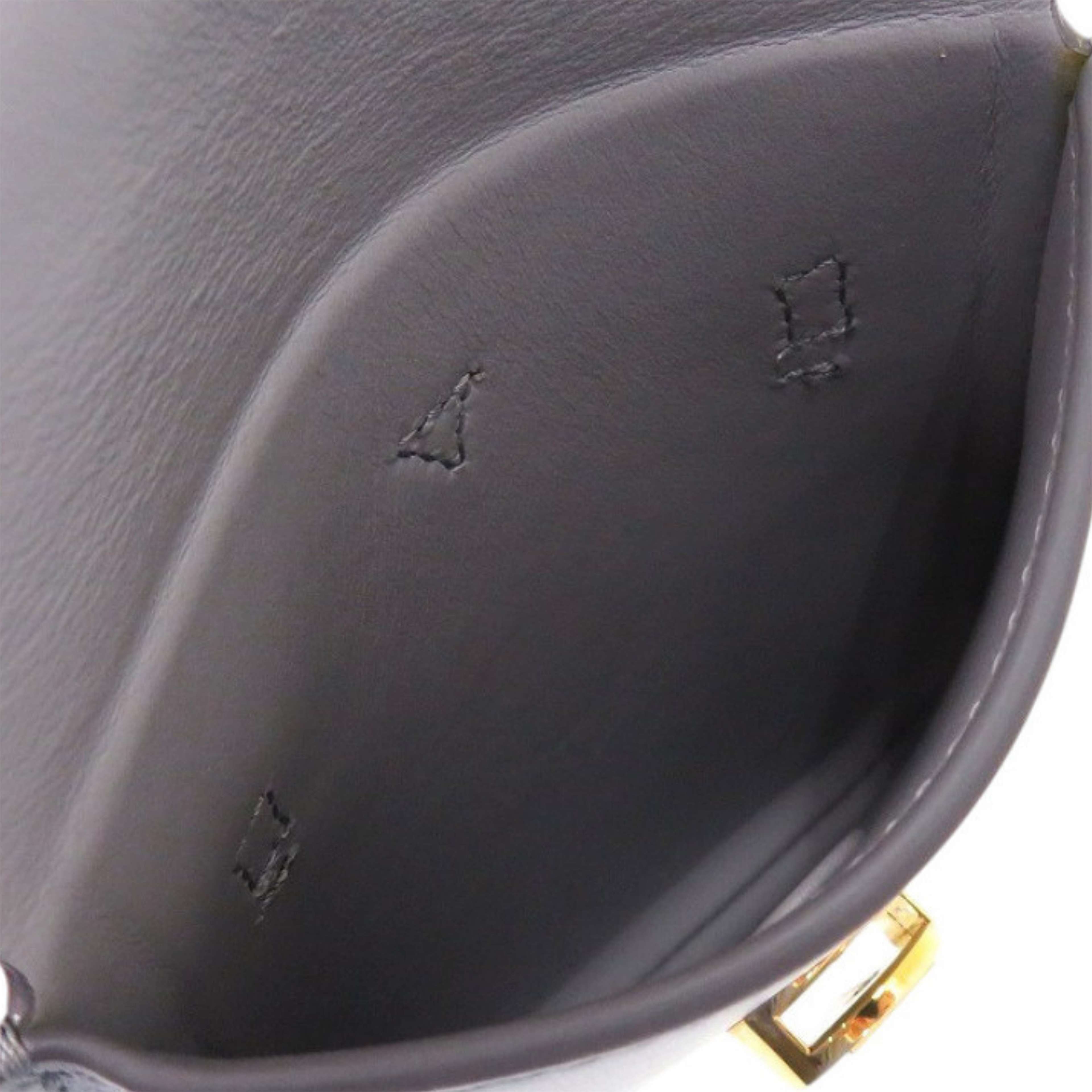 Burberry Leather Tb Anne Belt Bag, från Luxclusif, i färgen grå. Klicka för att öppna bilden i stort format