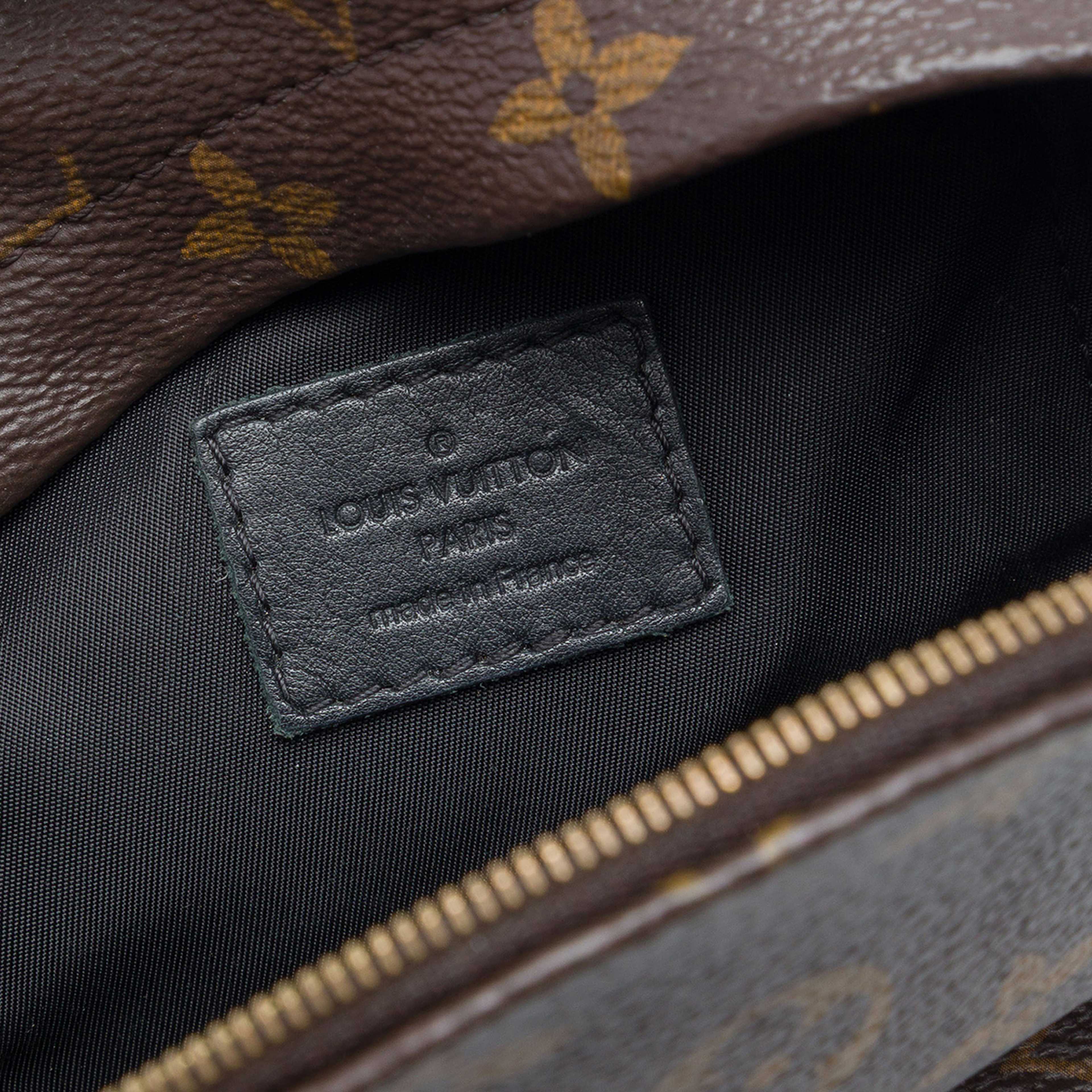 Louis Vuitton Monogram Mini Palm Springs, från Luxclusif, i färgen brun. Klicka för att öppna bilden i stort format