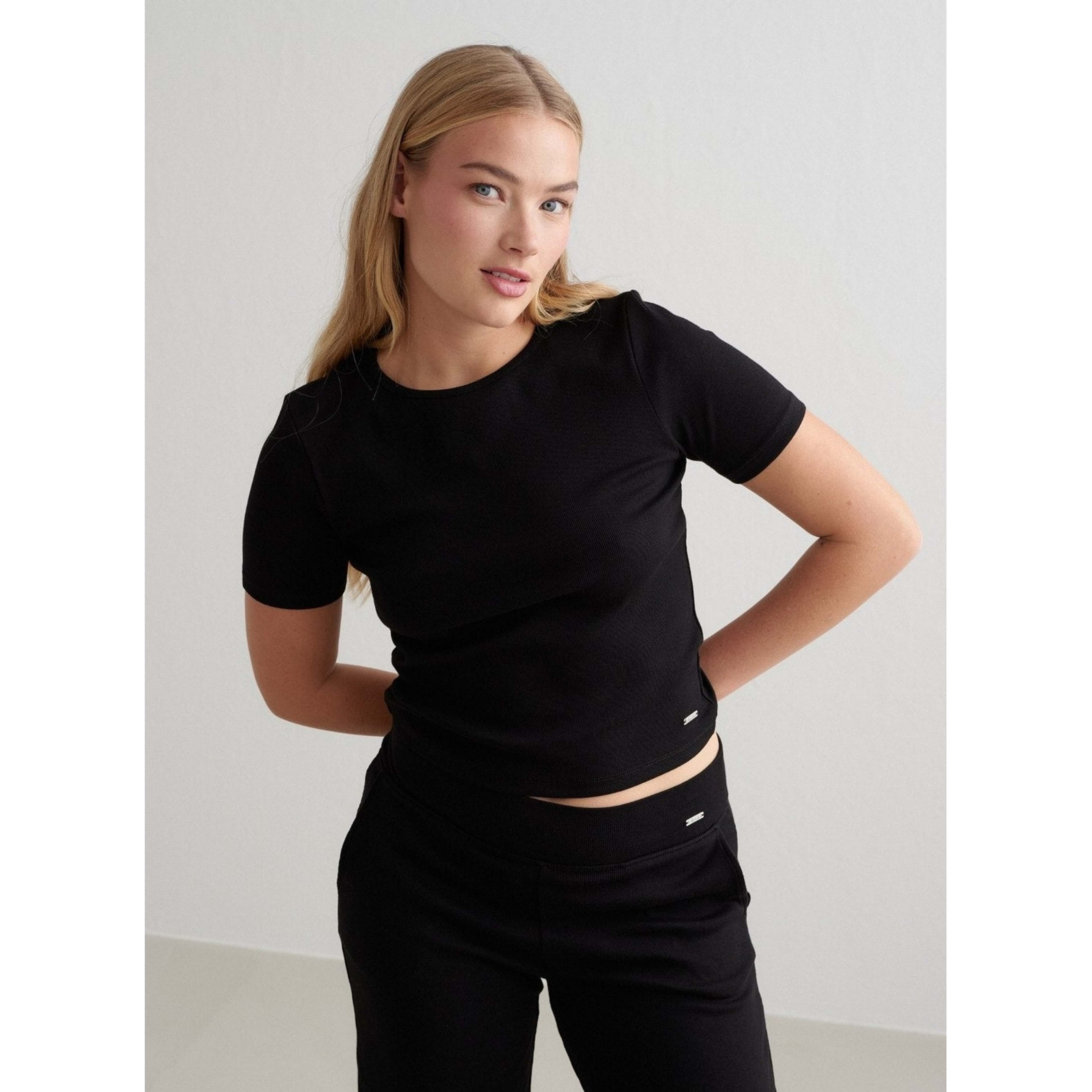 Black Ease Ribbed Short Sleeve