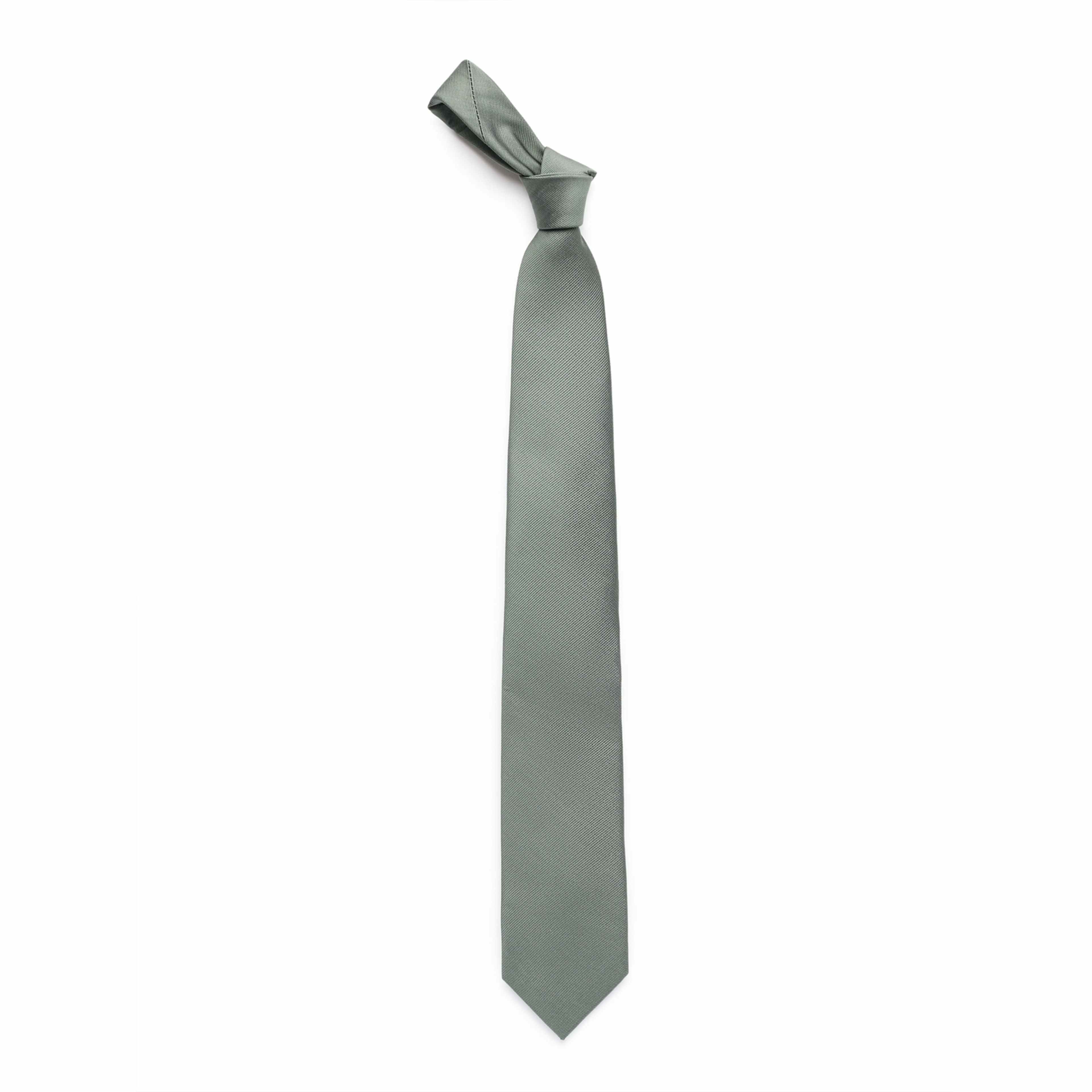 Tie Plain